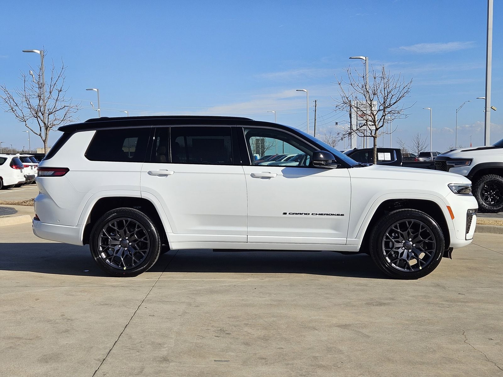 2026 Jeep Grand Cherokee L GRAND CHEROKEE L SUMMIT 4X4
