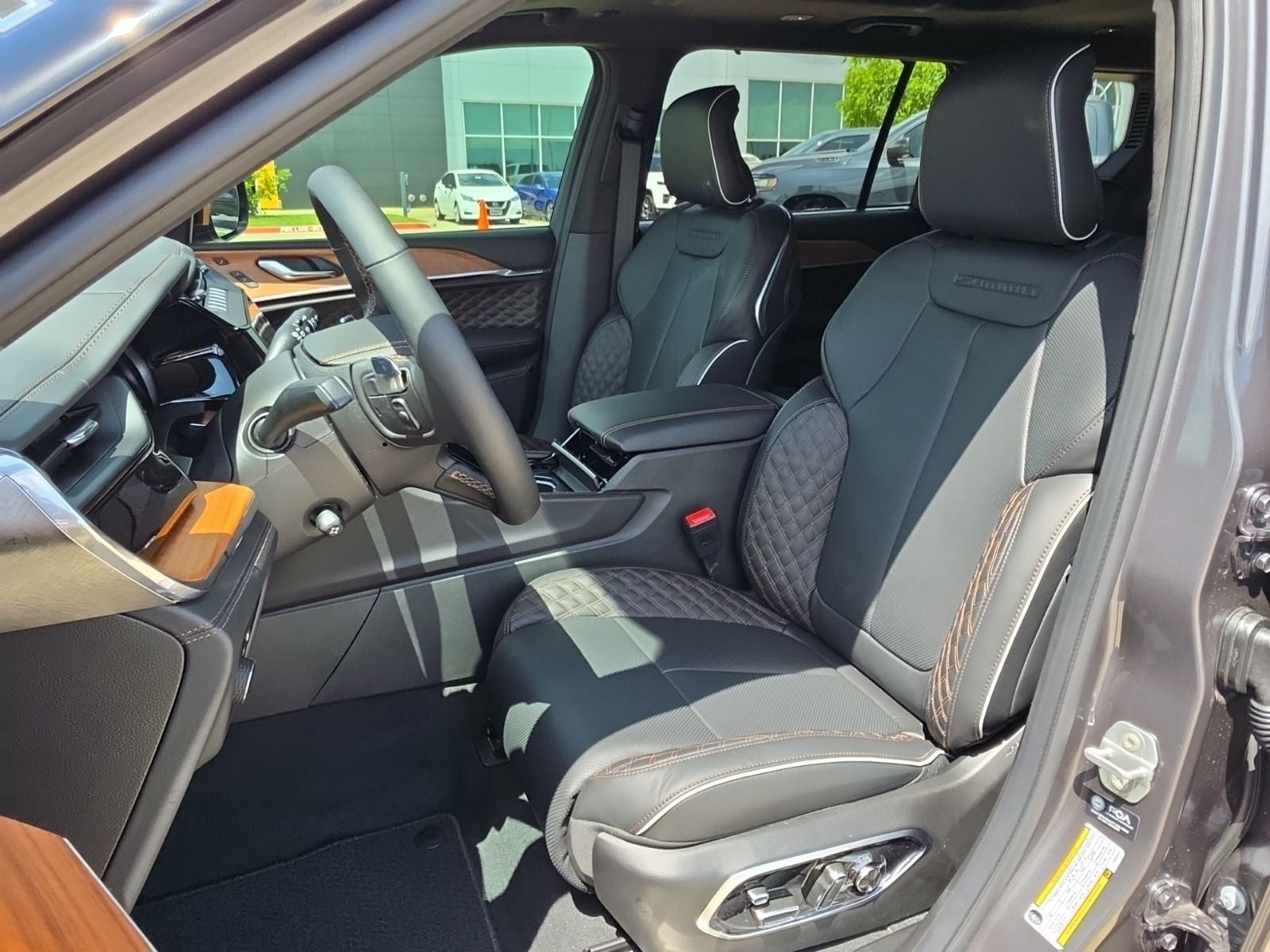 2026 Jeep Grand Cherokee L GRAND CHEROKEE L SUMMIT 4X4