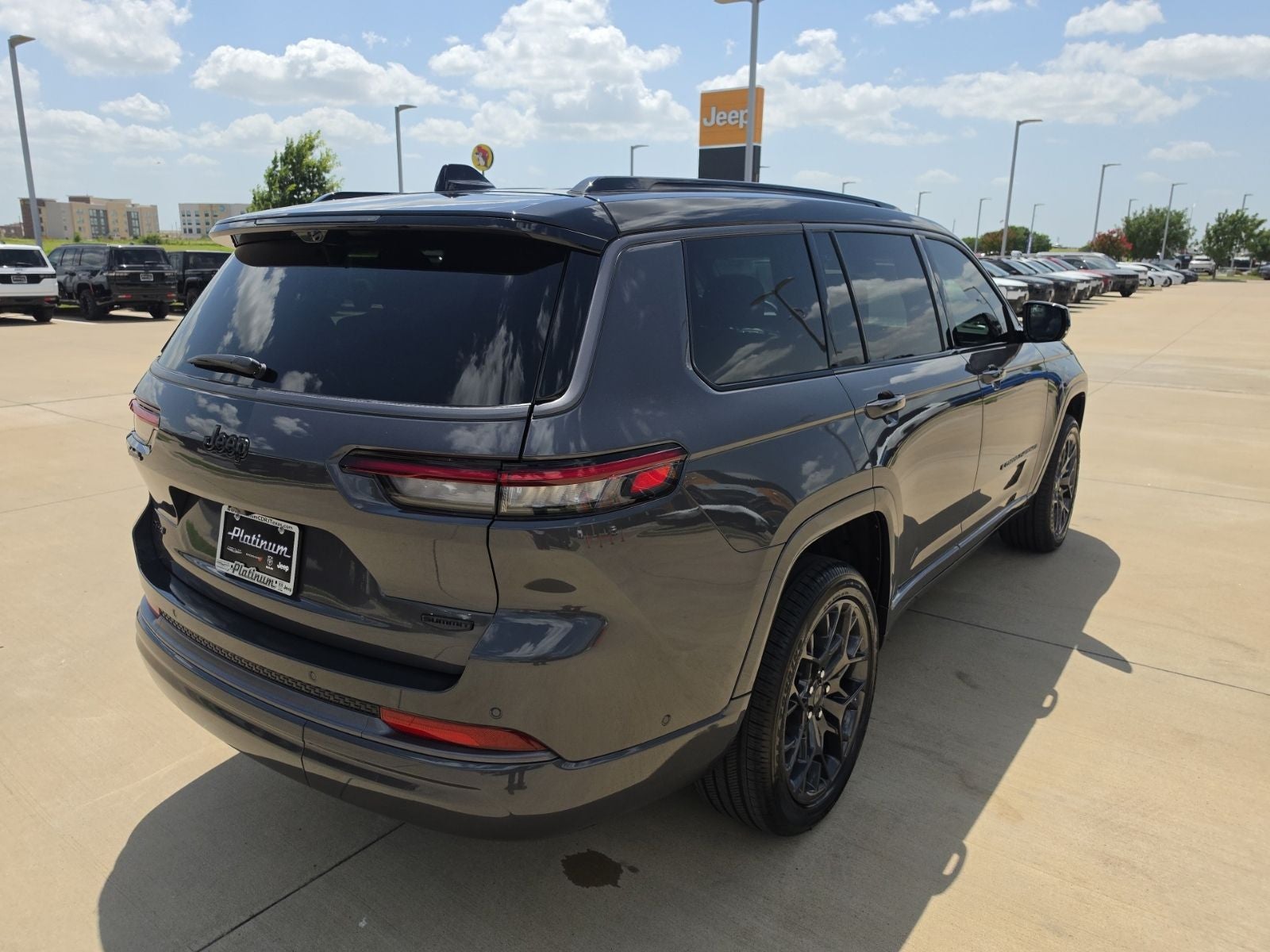 2026 Jeep Grand Cherokee L GRAND CHEROKEE L SUMMIT 4X4