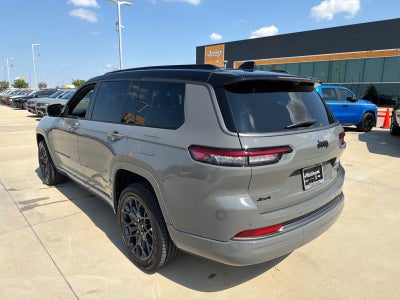 2027 Jeep Grand Cherokee L Summit