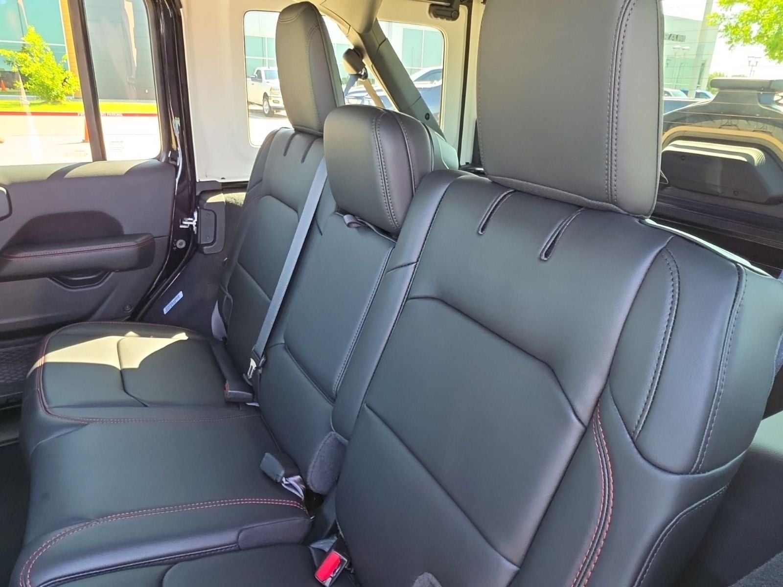 2026 Jeep Wrangler WRANGLER 4-DOOR MOAB 392