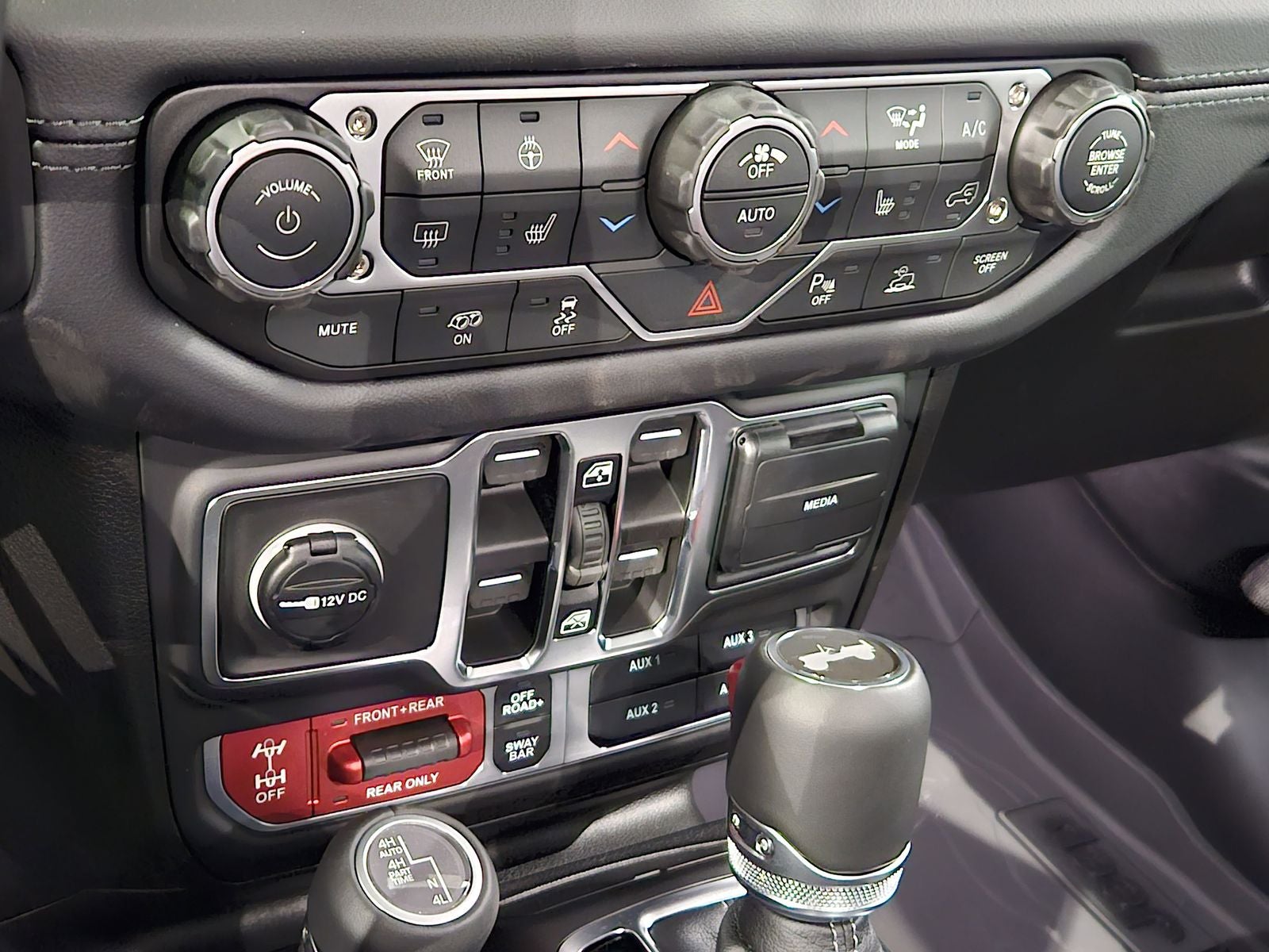 2026 Jeep Wrangler WRANGLER 4-DOOR MOAB 392