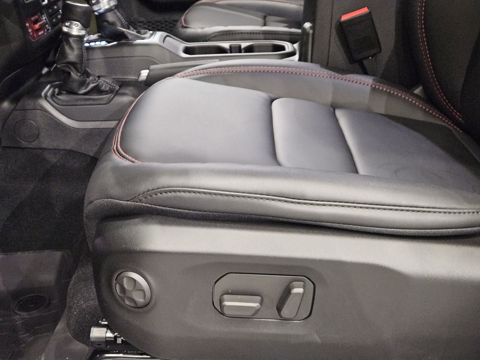 2026 Jeep Wrangler WRANGLER 4-DOOR MOAB 392