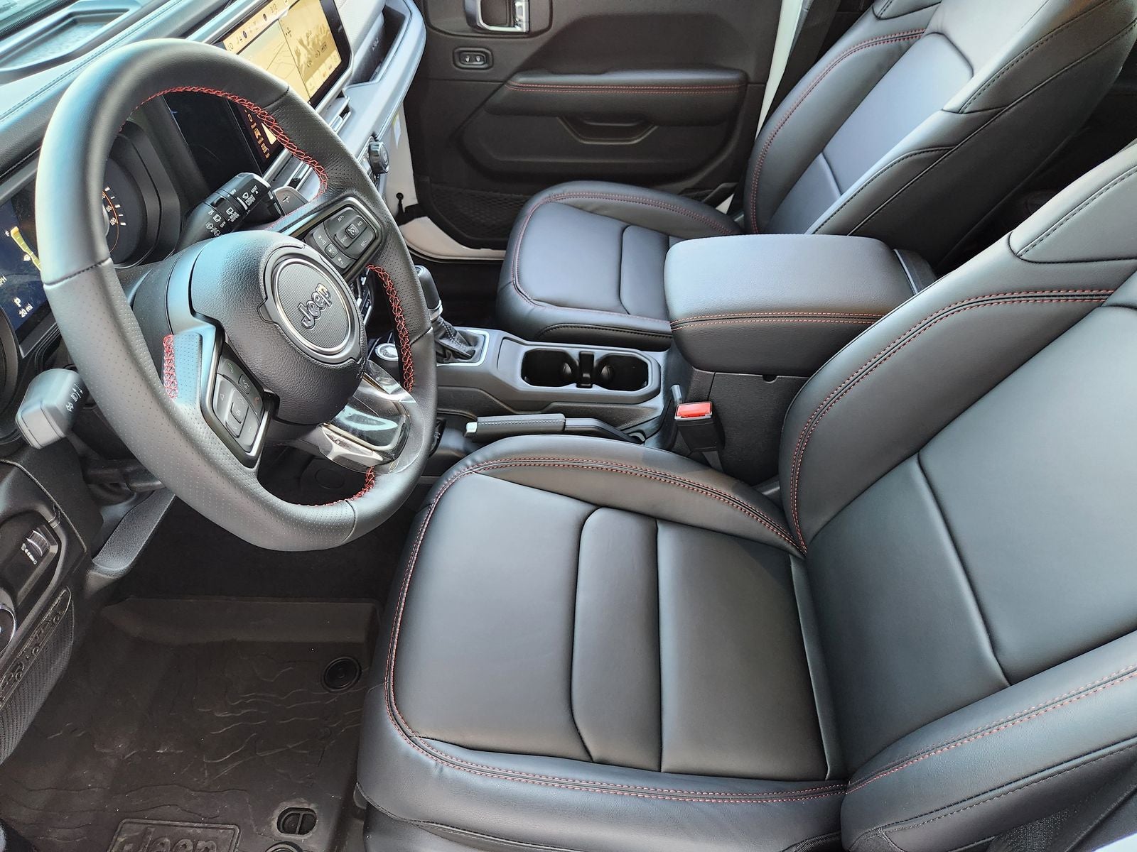 2026 Jeep Wrangler WRANGLER 4-DOOR MOAB 392