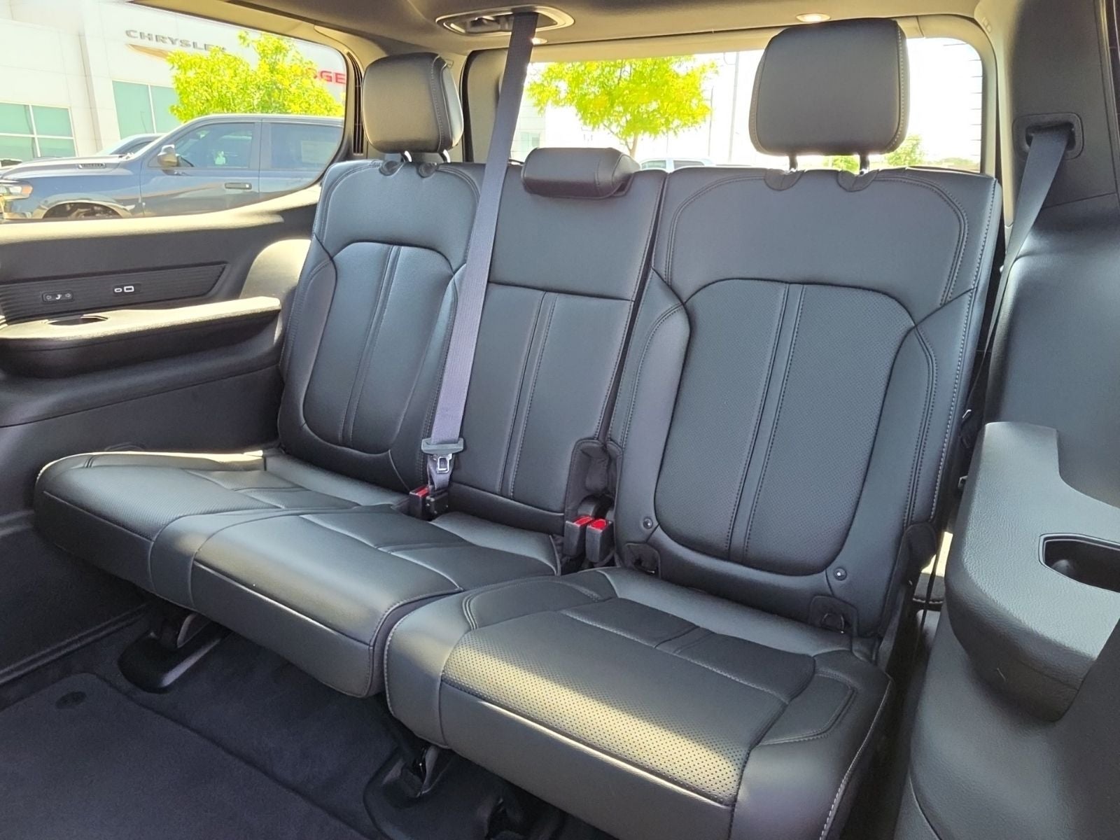 2026 Jeep Grand Wagoneer GRAND WAGONEER 4X2