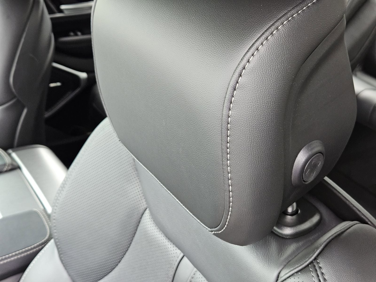 2026 Jeep Grand Wagoneer GRAND WAGONEER 4X2