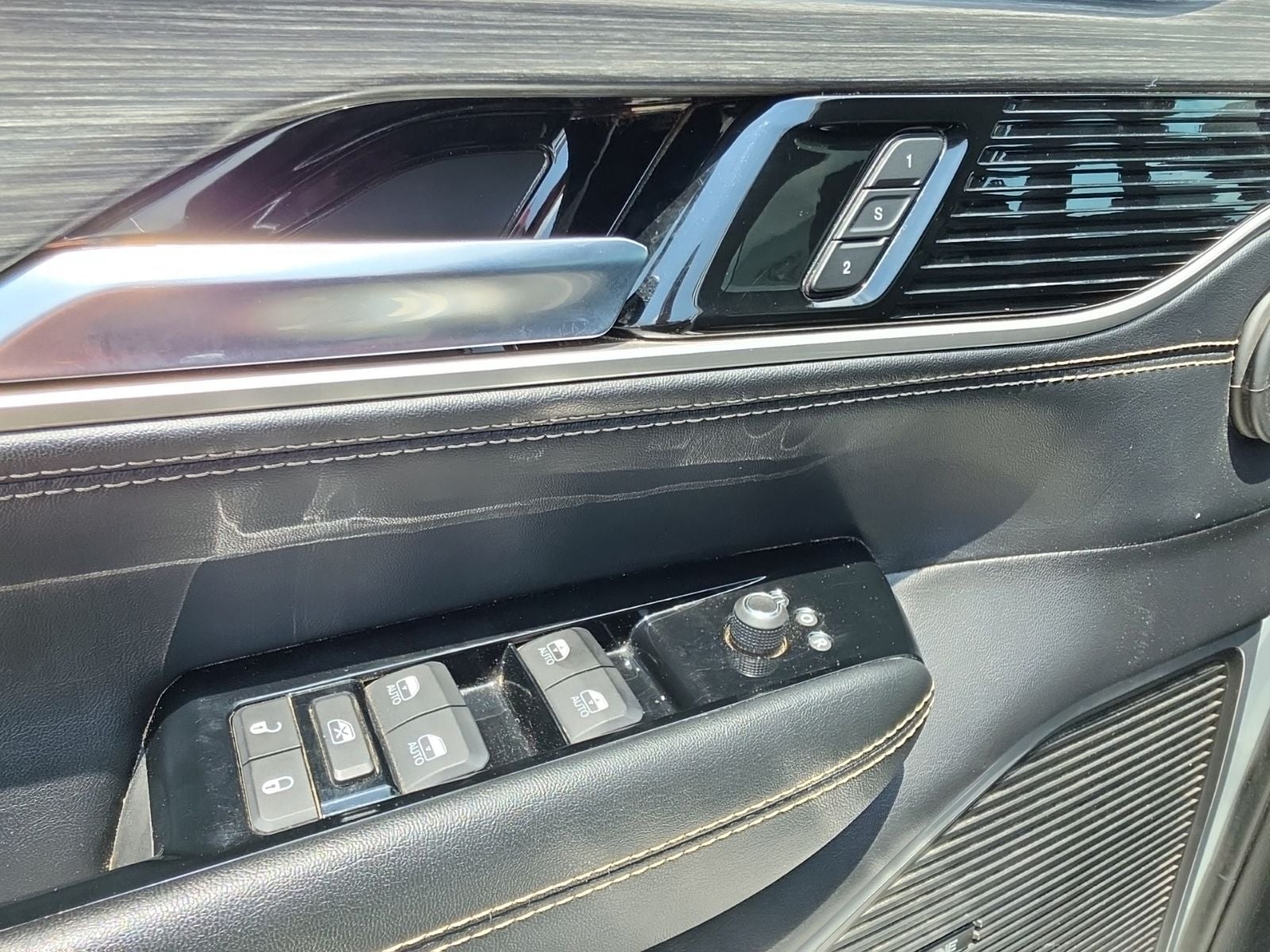 2024 Jeep Wagoneer Series II 4x2