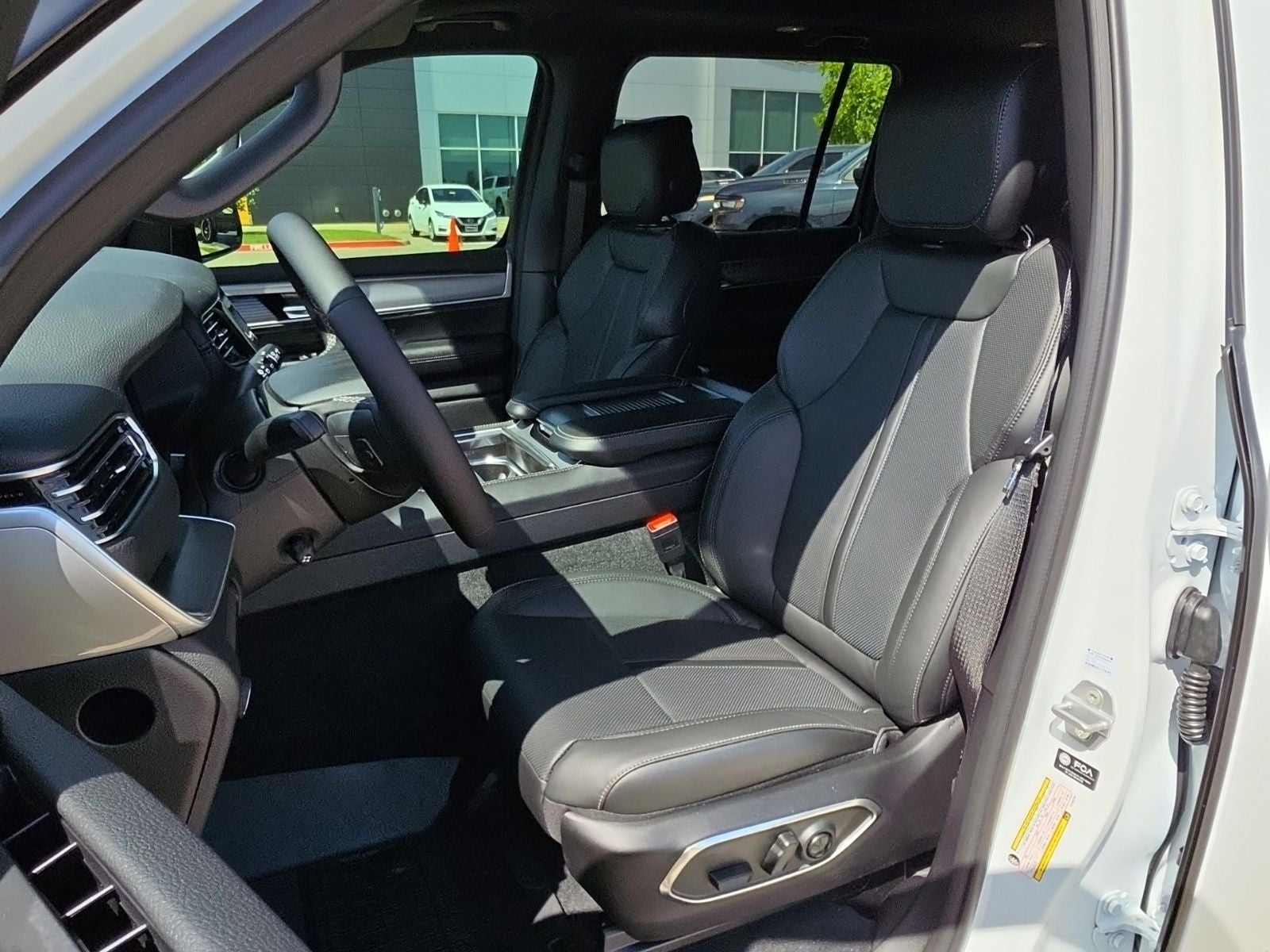 2026 Jeep Grand Wagoneer GRAND WAGONEER UPLAND 4X4