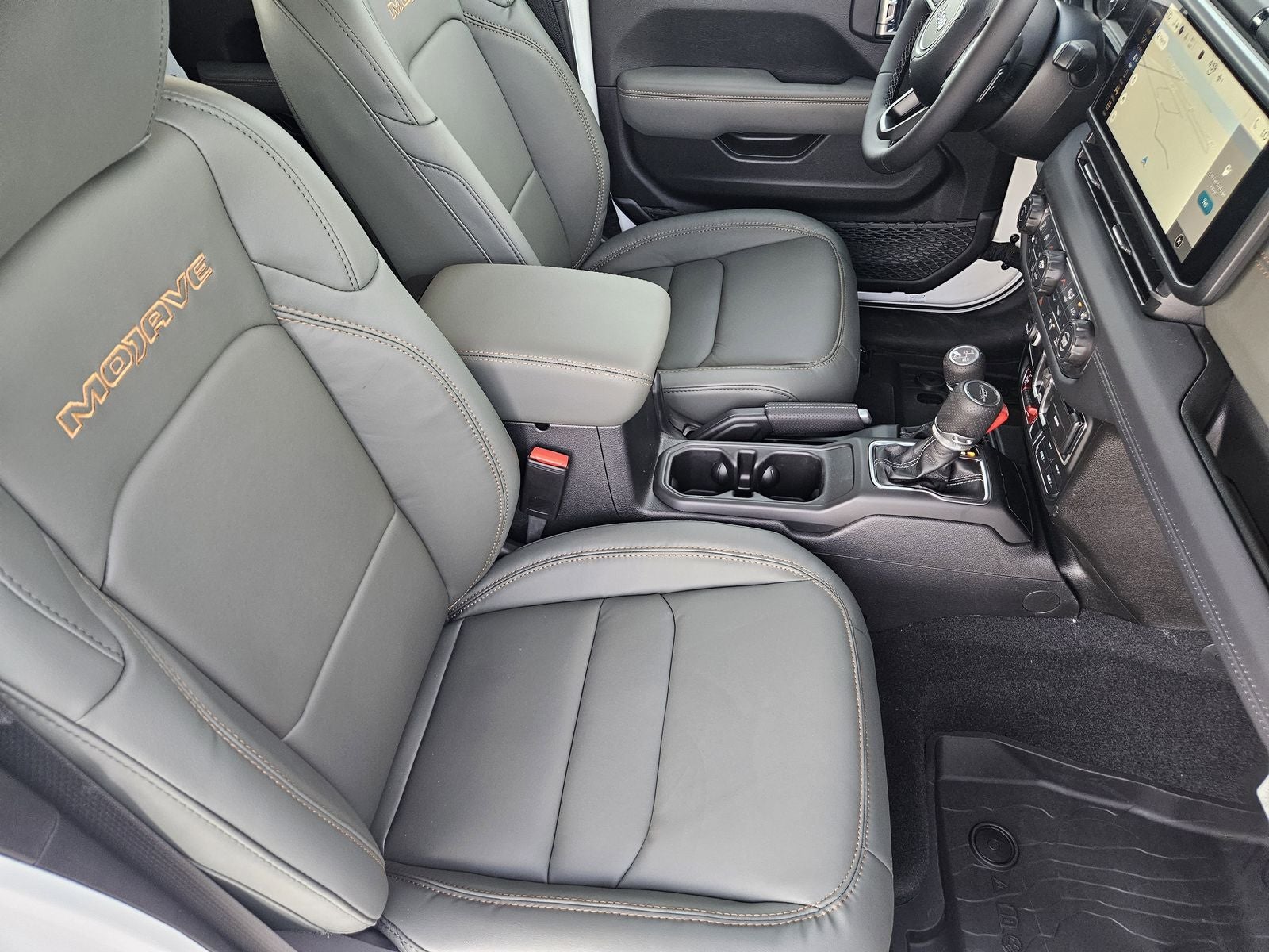 2026 Jeep Gladiator GLADIATOR MOJAVE X 4X4