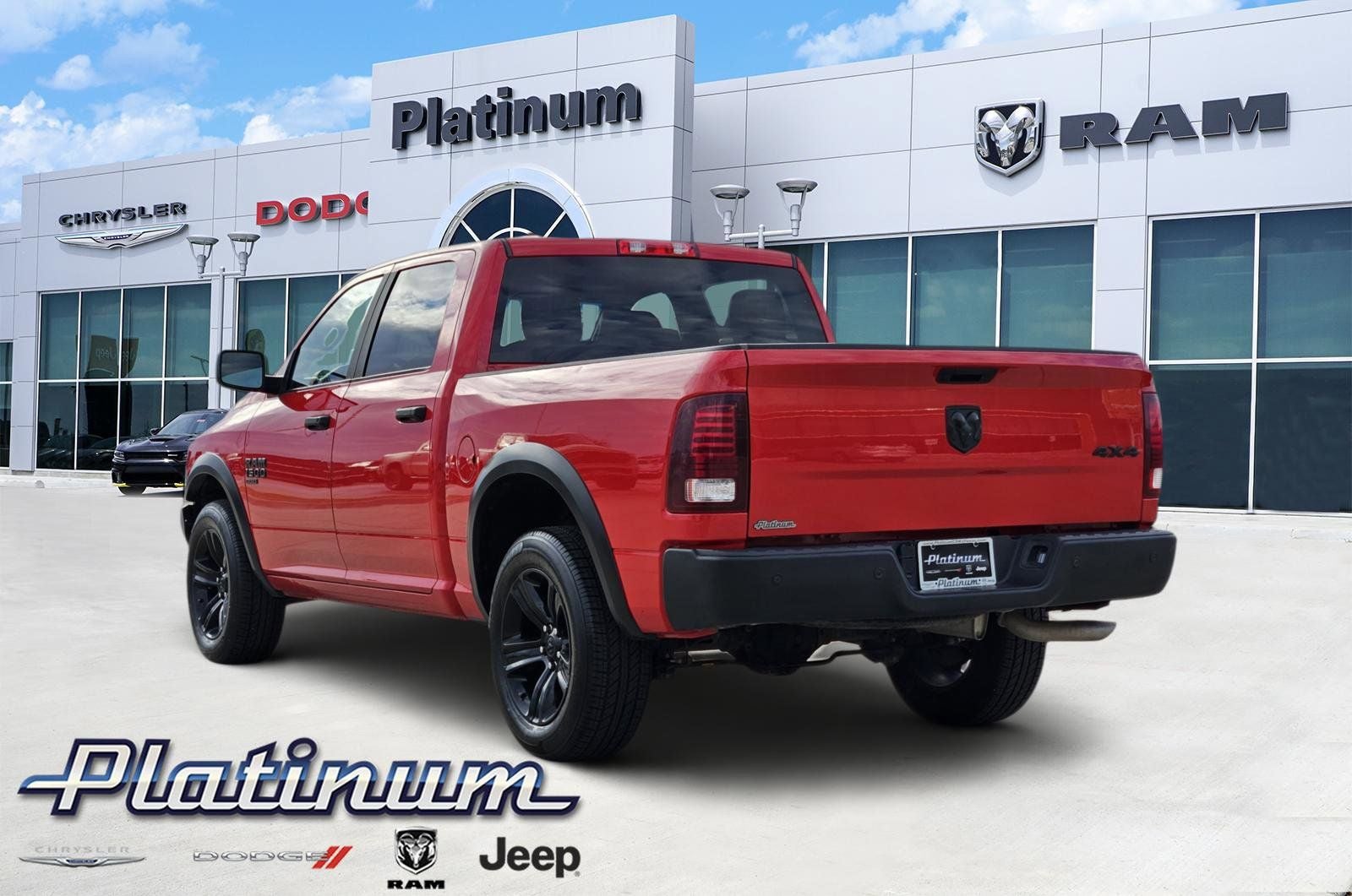 2024 RAM 1500 Classic Warlock Crew Cab 4x4 5'7' Box