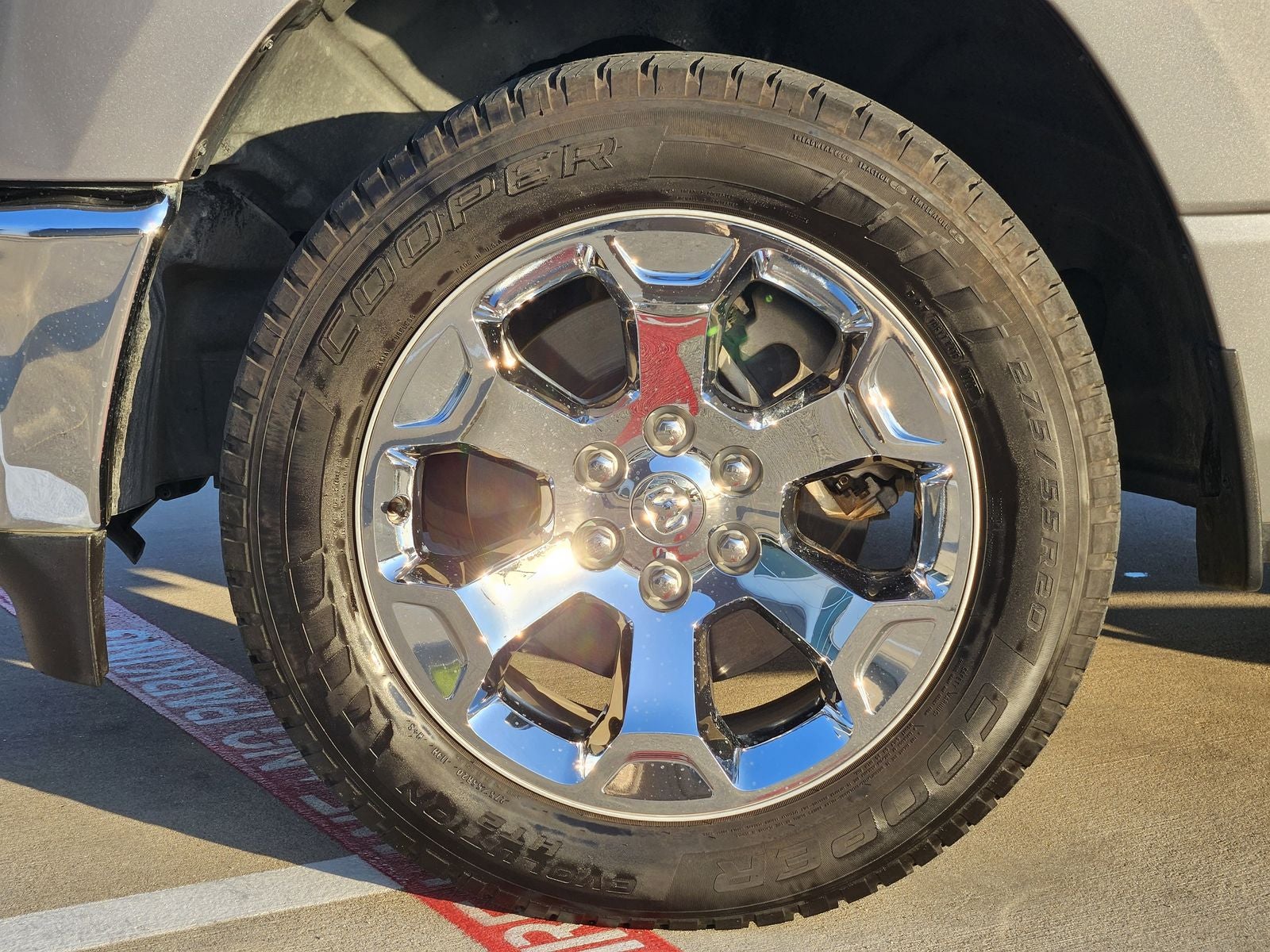 2022 RAM Ram 1500 Lone Star Quad Cab 4x2 6'4' Box