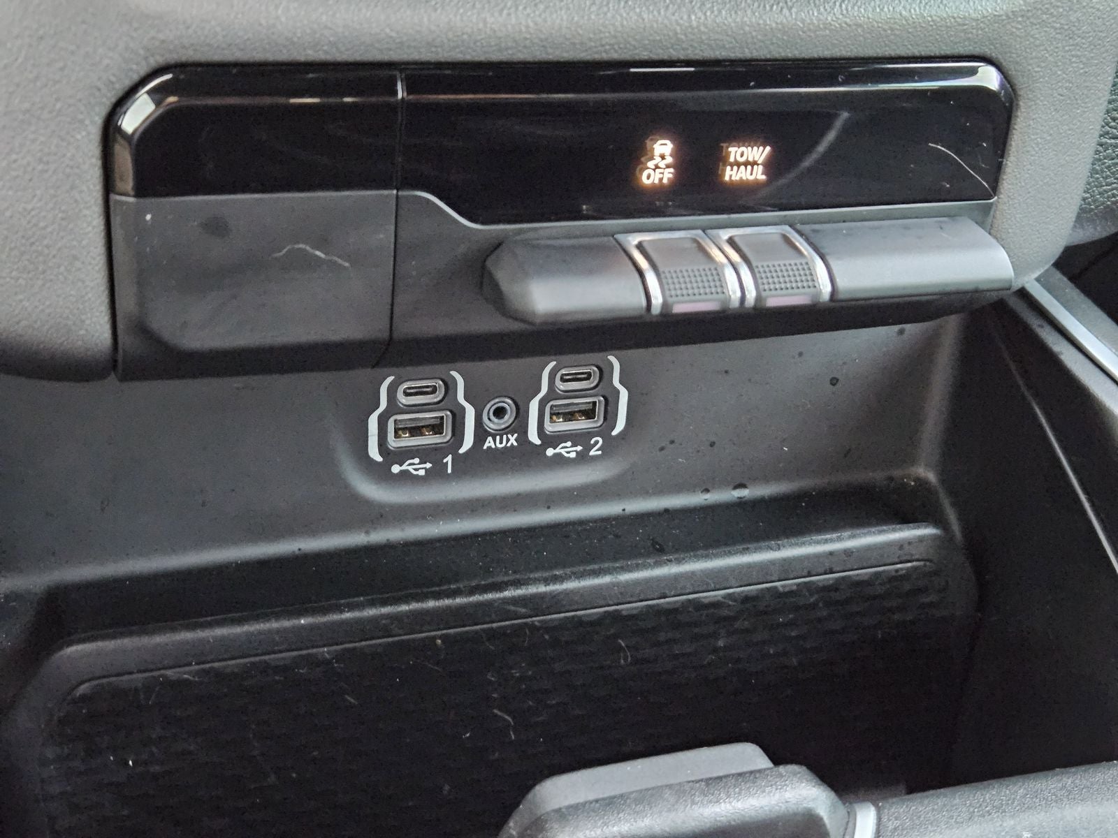2022 RAM Ram 1500 Lone Star Quad Cab 4x2 6'4' Box