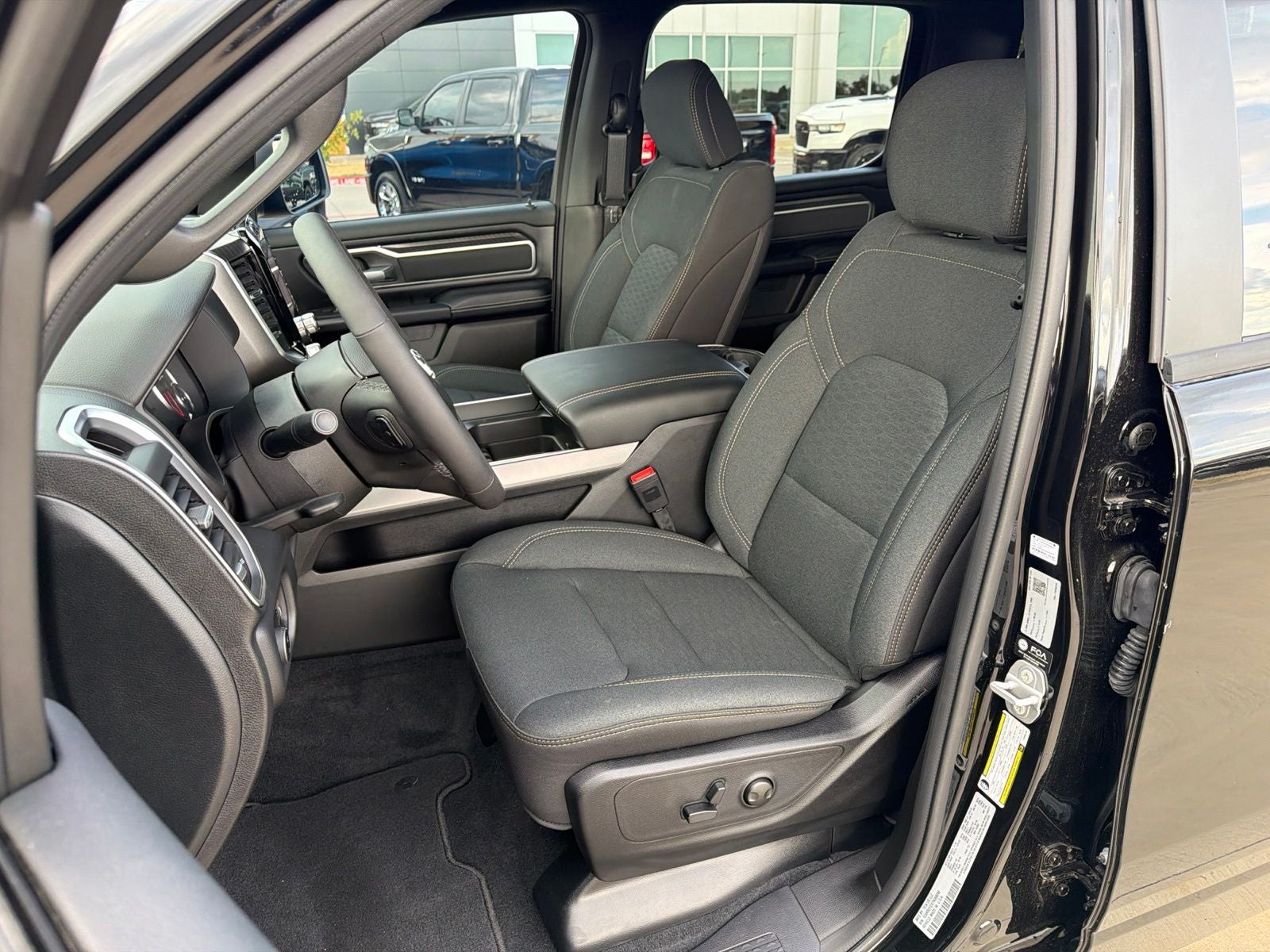2026 RAM Ram 1500 RAM 1500 LONE STAR CREW CAB 4X2 5'7' BOX