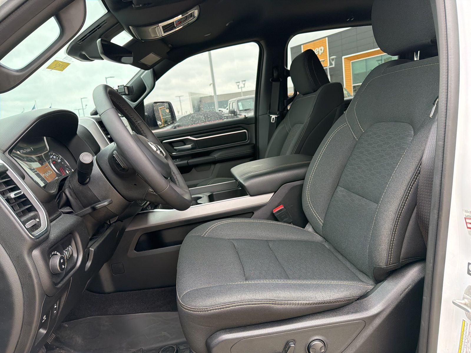 2025 RAM Ram 1500 Lone Star Crew Cab 4x2 5'7' Box
