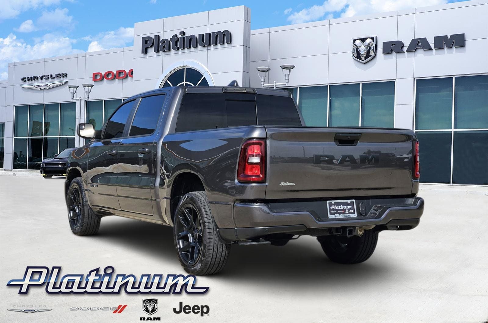 2025 RAM Ram 1500 Tradesman Crew Cab 4x2 5'7' Box