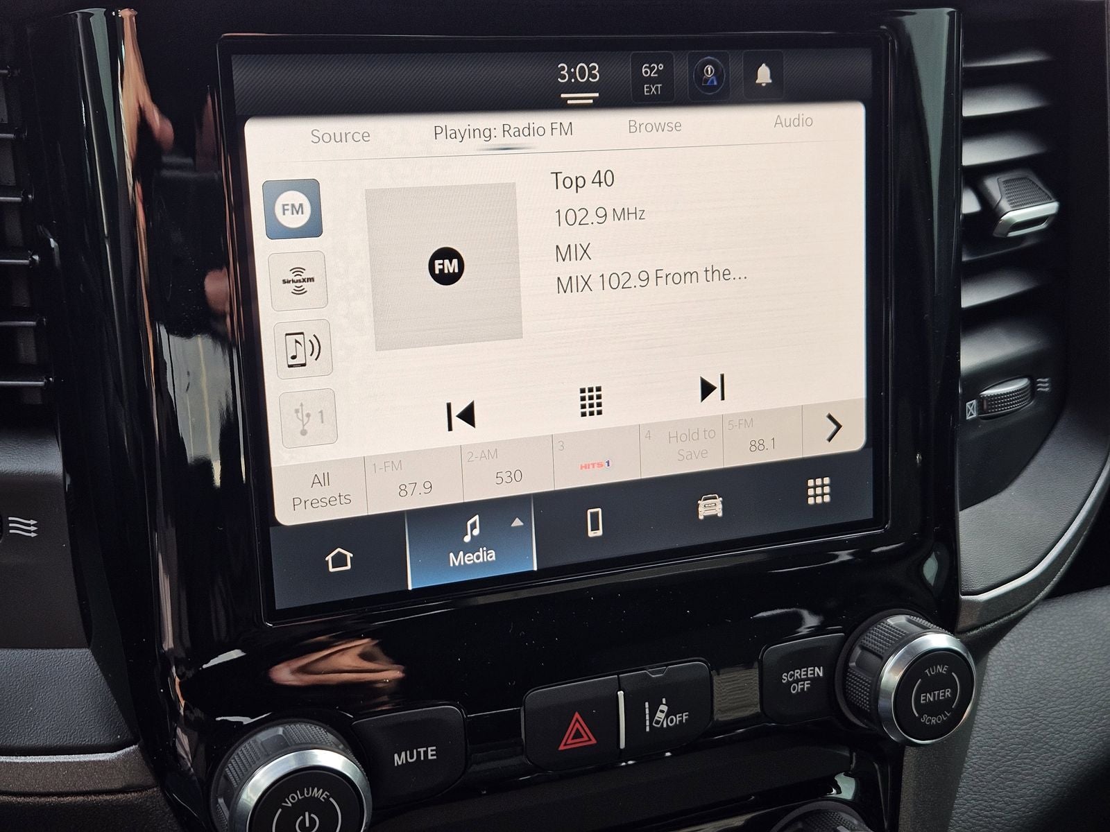 2026 RAM Ram 1500 RAM 1500 EXPRESS CREW CAB 4X2 5'7' BOX