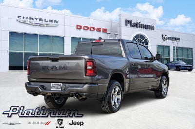 2026 RAM Ram 1500 RAM 1500 EXPRESS CREW CAB 4X2 5'7' BOX