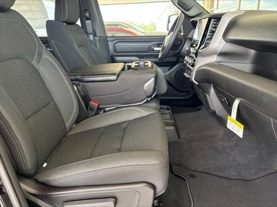 2026 RAM Ram 1500 RAM 1500 EXPRESS CREW CAB 4X2 5'7' BOX
