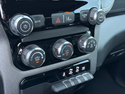 2026 RAM Ram 1500 RAM 1500 EXPRESS CREW CAB 4X2 5'7' BOX