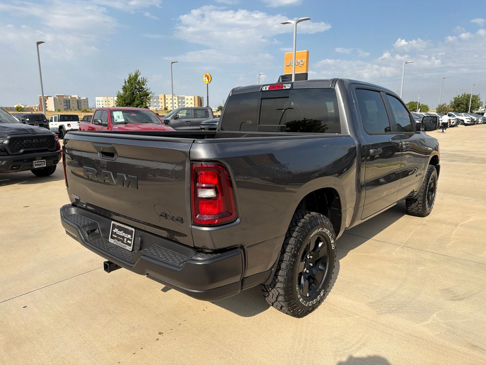 2026 RAM Ram 1500 RAM 1500 WARLOCK CREW CAB 4X4 5'7' BOX
