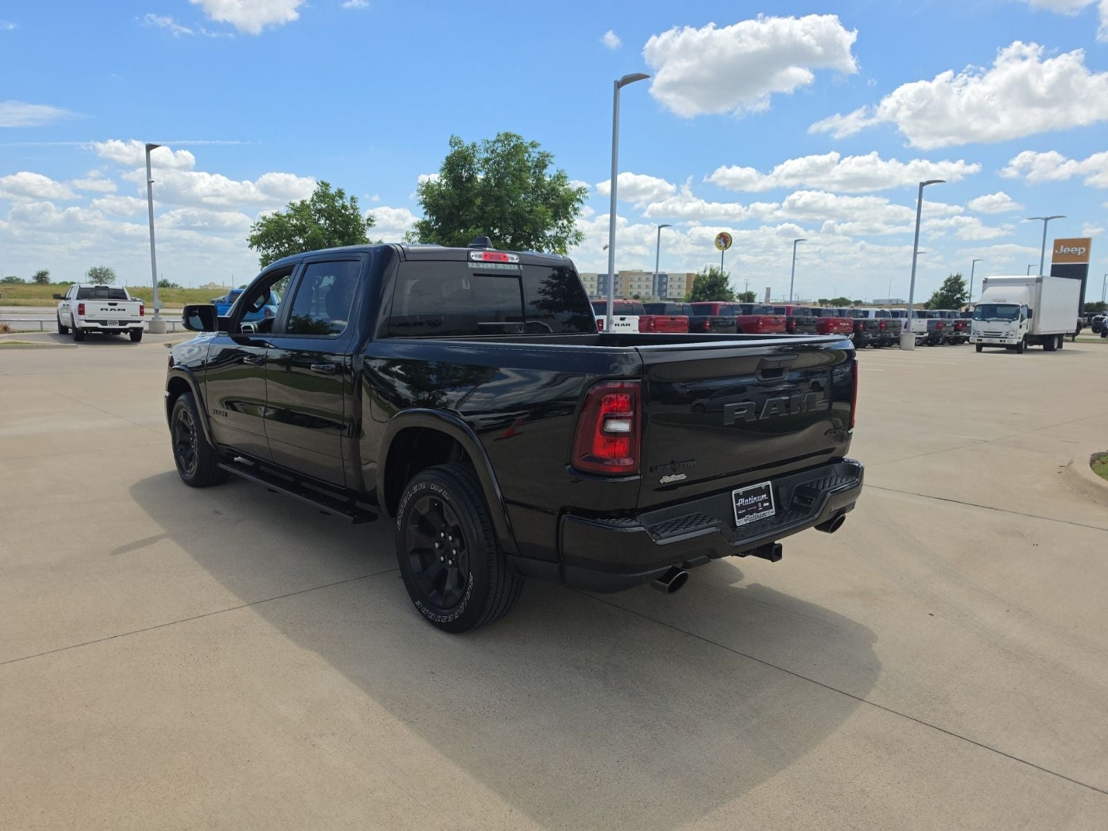 2025 RAM Ram 1500 Lone Star Crew Cab 4x4 5'7' Box