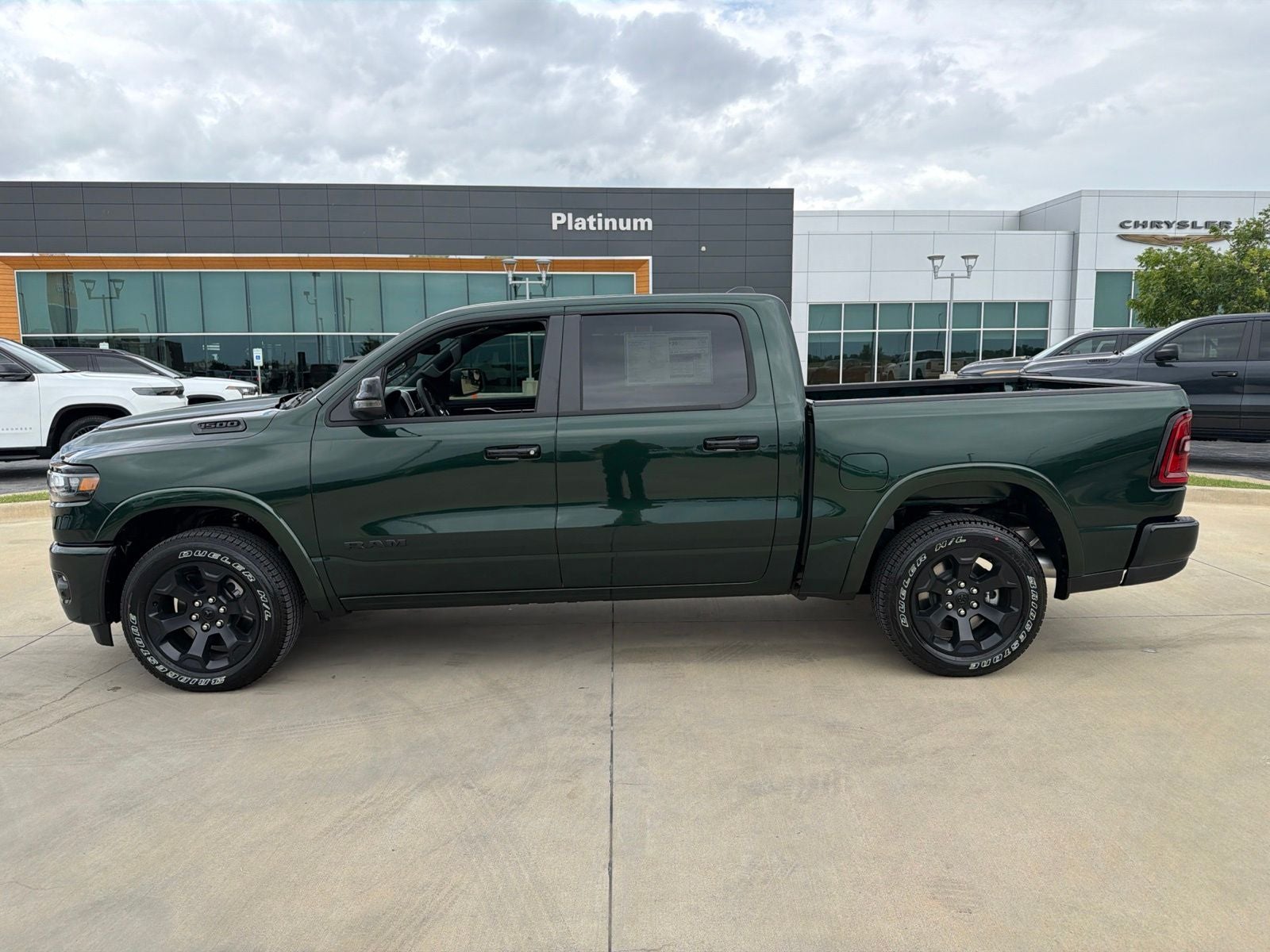 2026 RAM Ram 1500 RAM 1500 LONE STAR CREW CAB 4X4 5'7' BOX