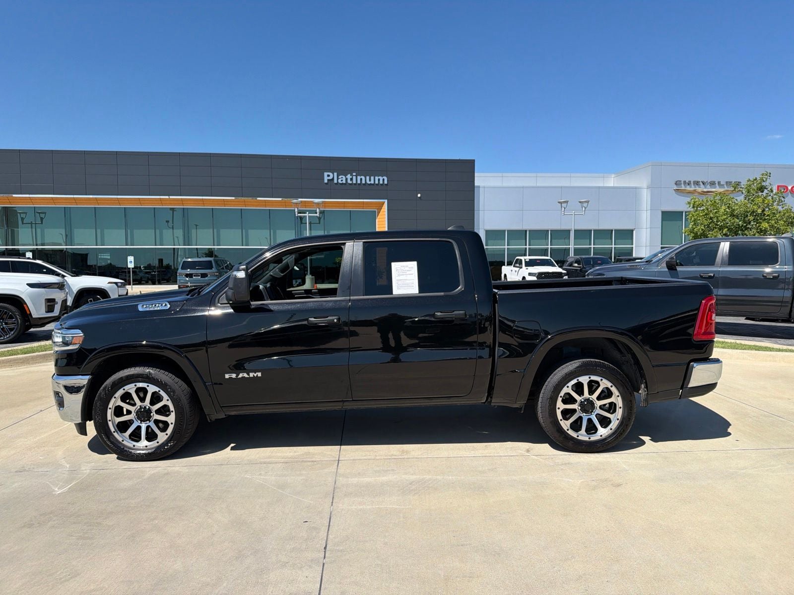 2025 RAM Ram 1500 Lone Star Crew Cab 4x4 5'7' Box