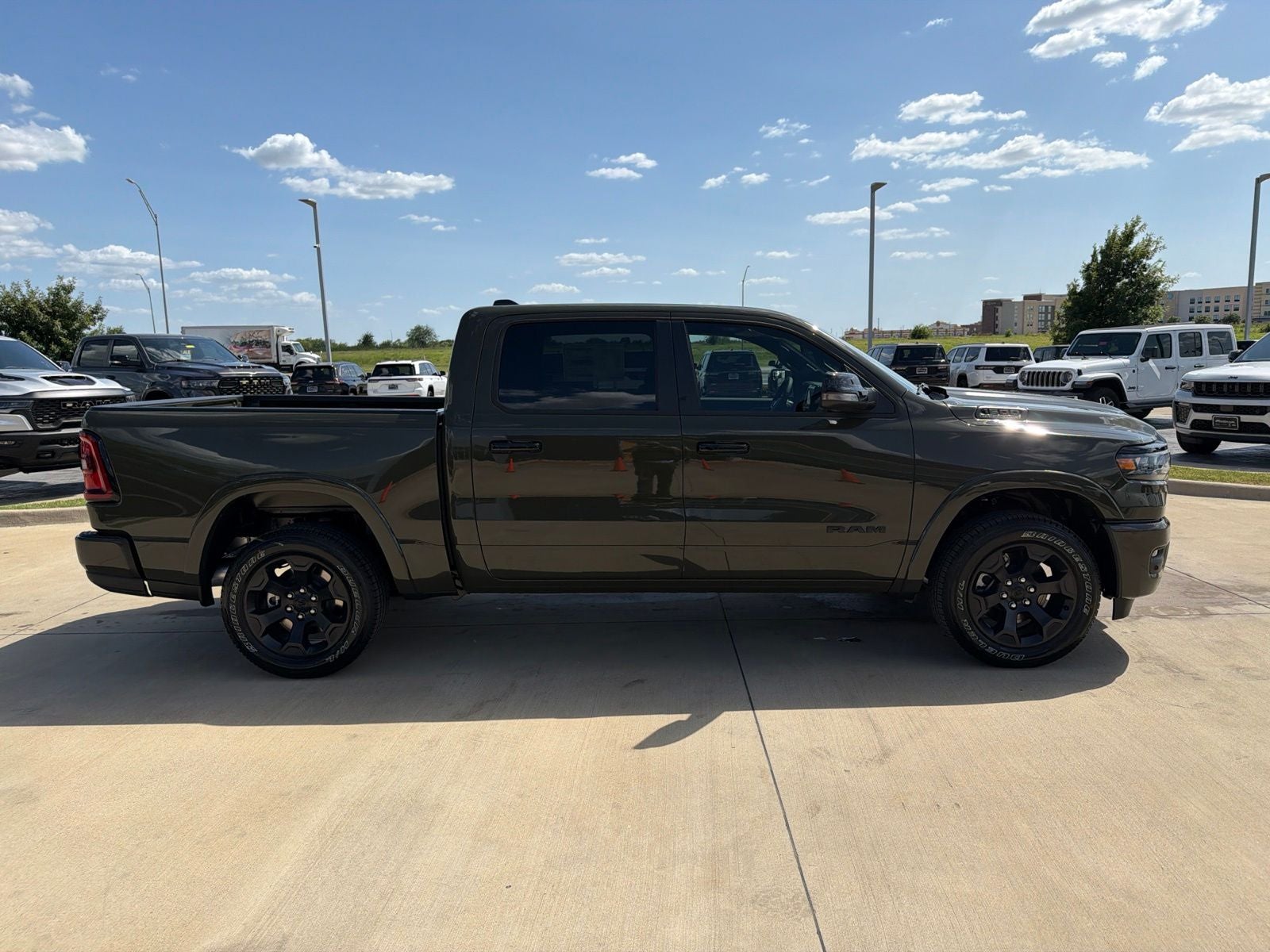 2026 RAM Ram 1500 RAM 1500 BIG HORN CREW CAB 4X4 5'7' BOX
