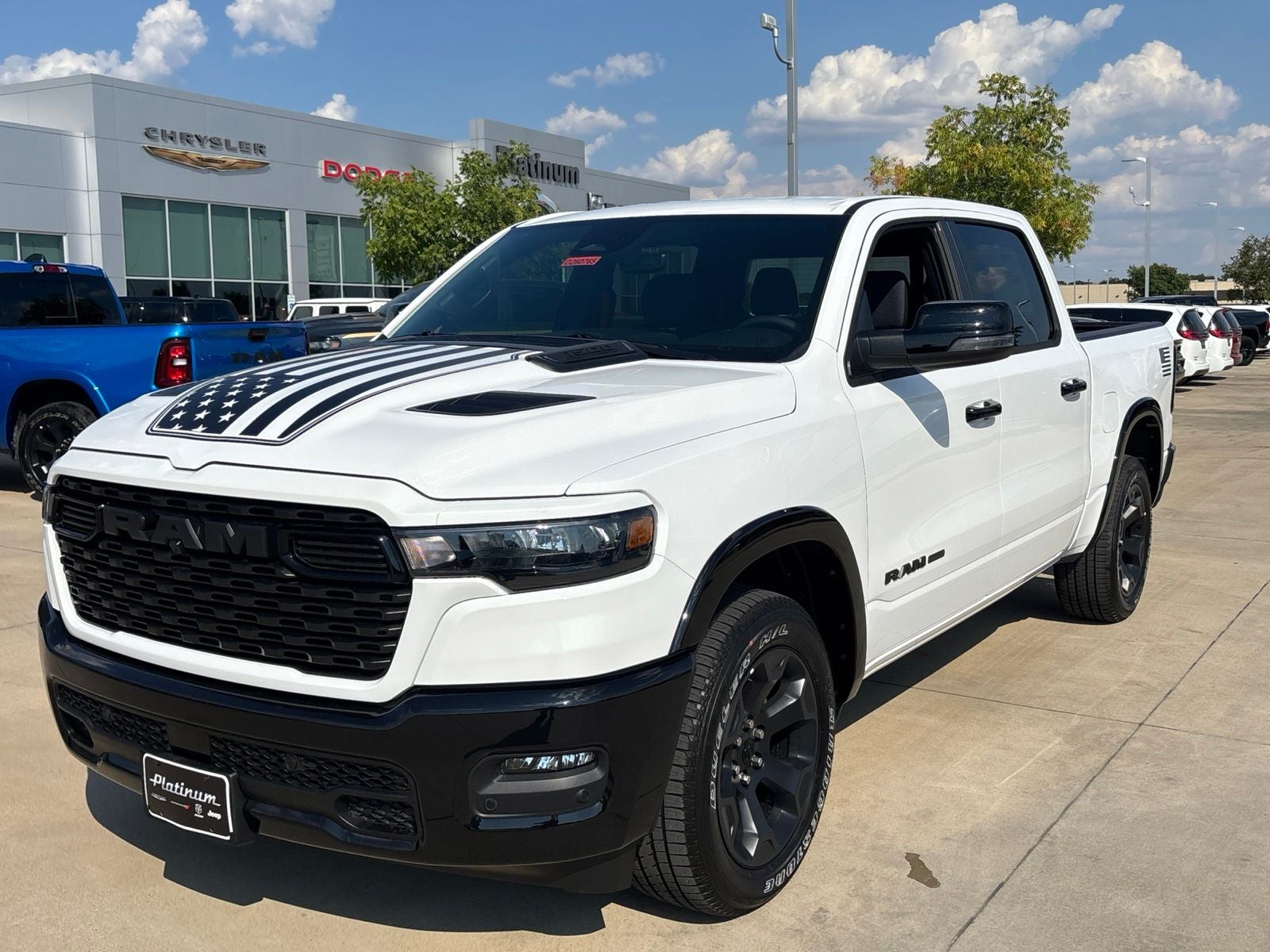 2026 RAM Ram 1500 RAM 1500 LONE STAR CREW CAB 4X4 5'7' BOX