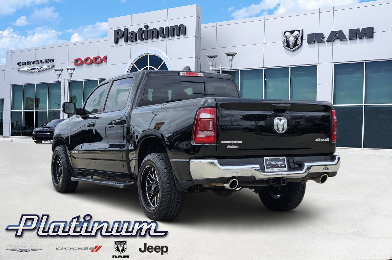 2022 RAM Ram 1500 Lone Star Crew Cab 4x4 5'7' Box