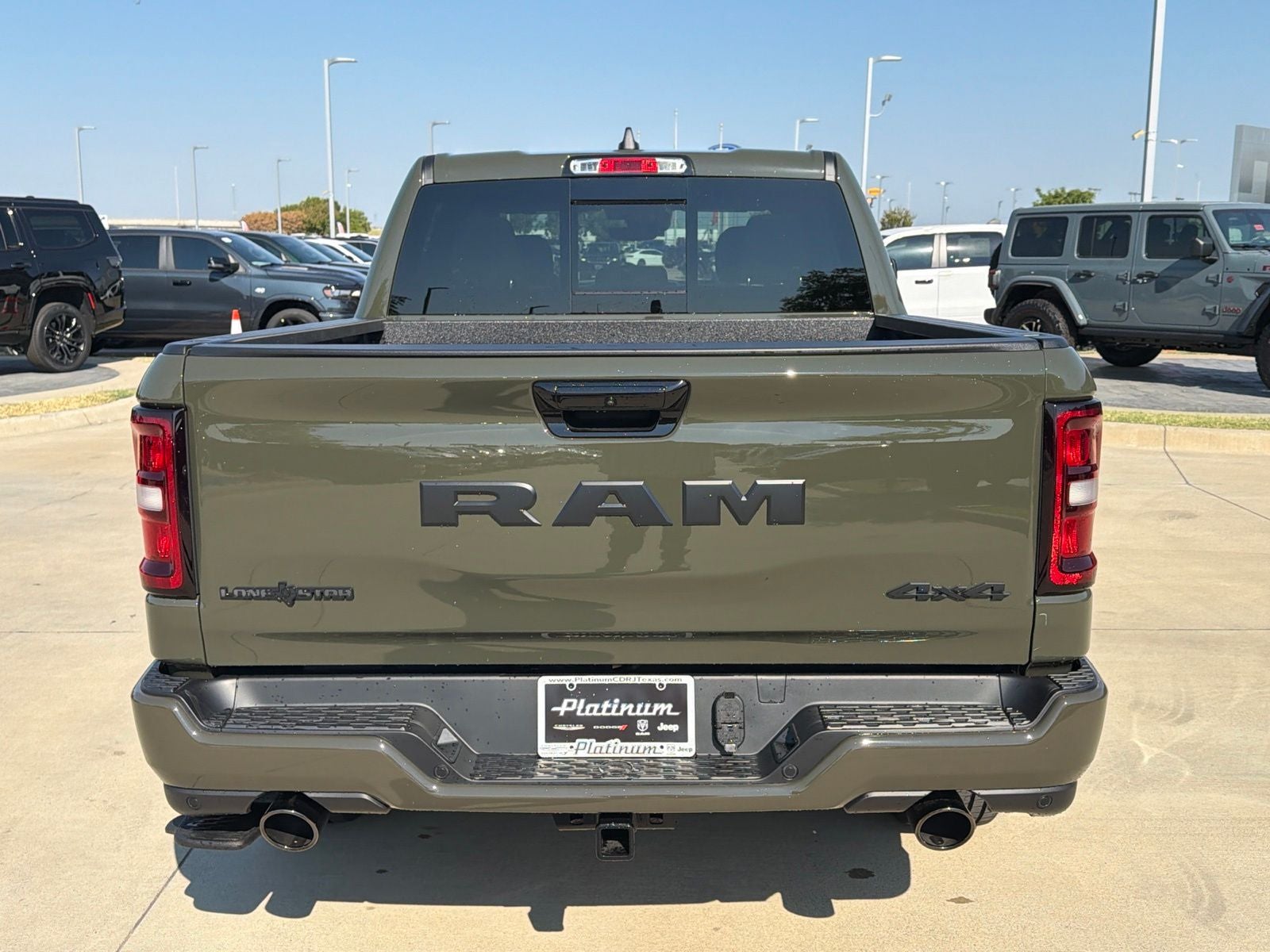 2026 RAM Ram 1500 RAM 1500 LONE STAR CREW CAB 4X4 5'7' BOX