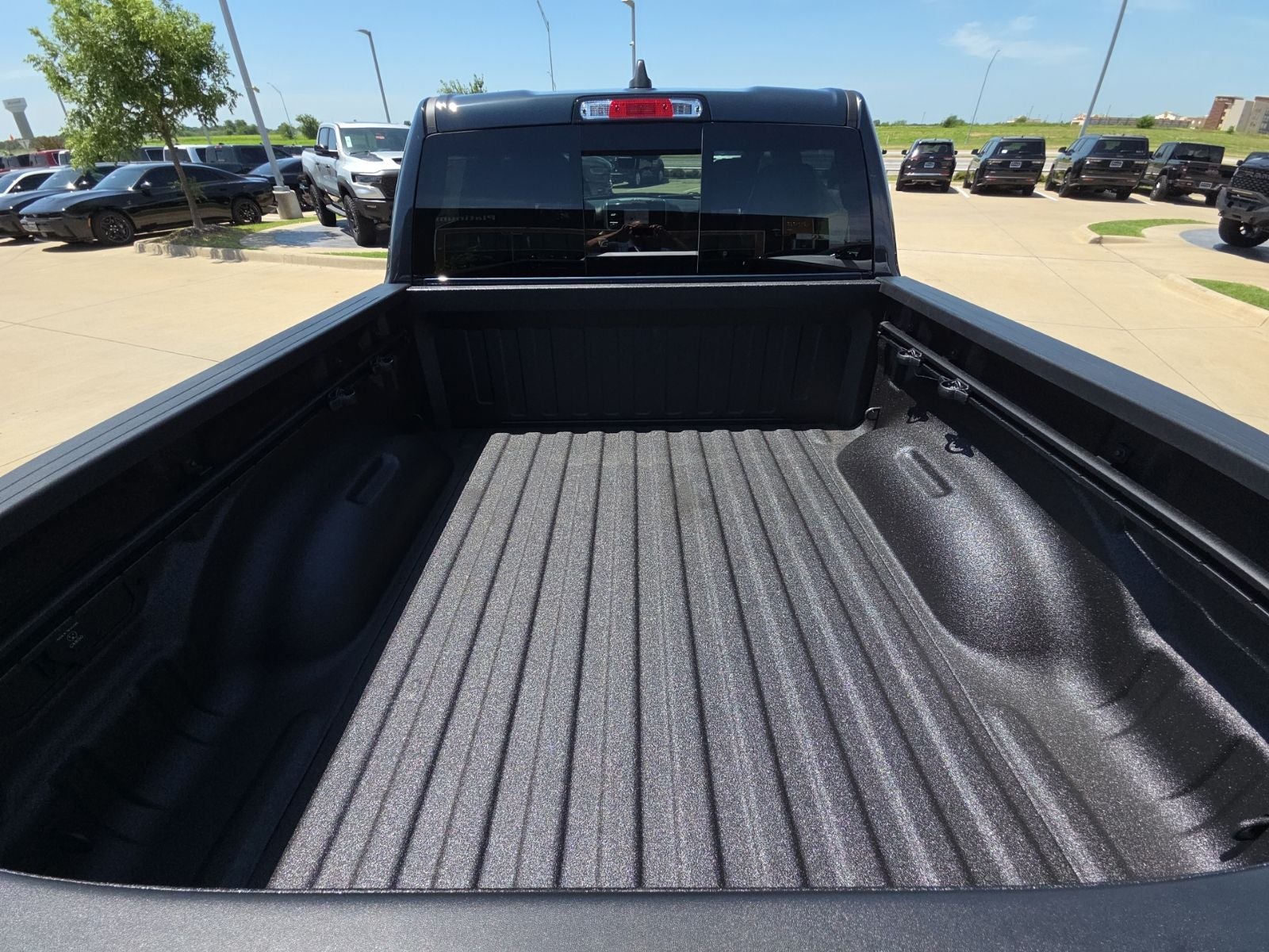 2026 RAM Ram 1500 RAM 1500 EXPRESS CREW CAB 4X4 5'7' BOX