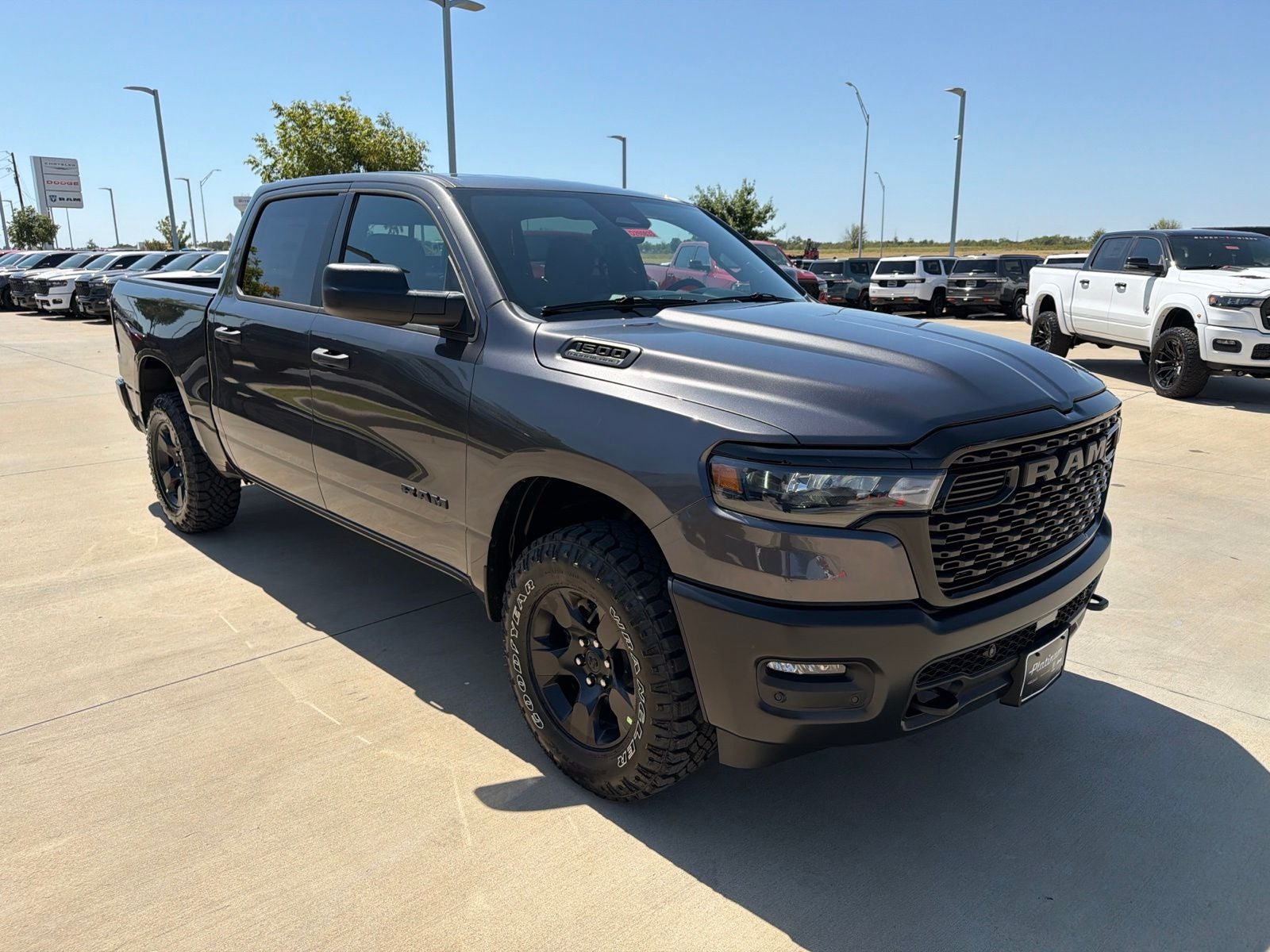 2026 RAM Ram 1500 RAM 1500 WARLOCK CREW CAB 4X4 5'7' BOX