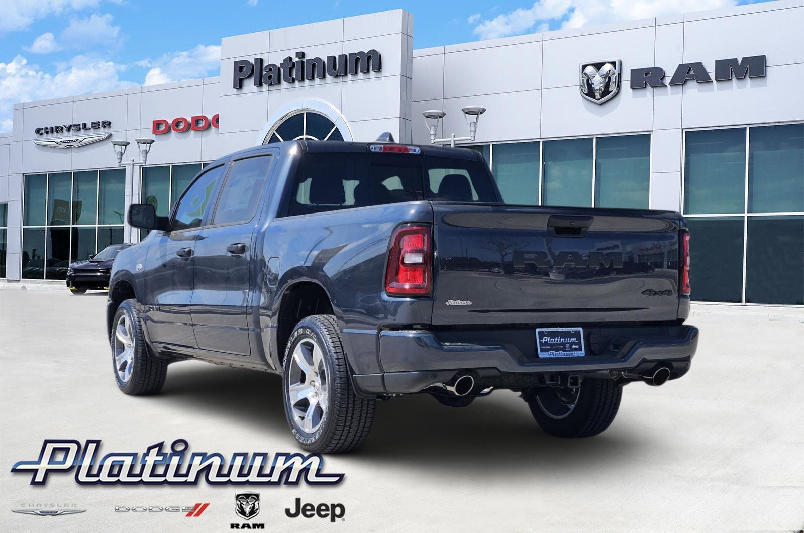 2026 RAM Ram 1500 RAM 1500 EXPRESS CREW CAB 4X4 5'7' BOX