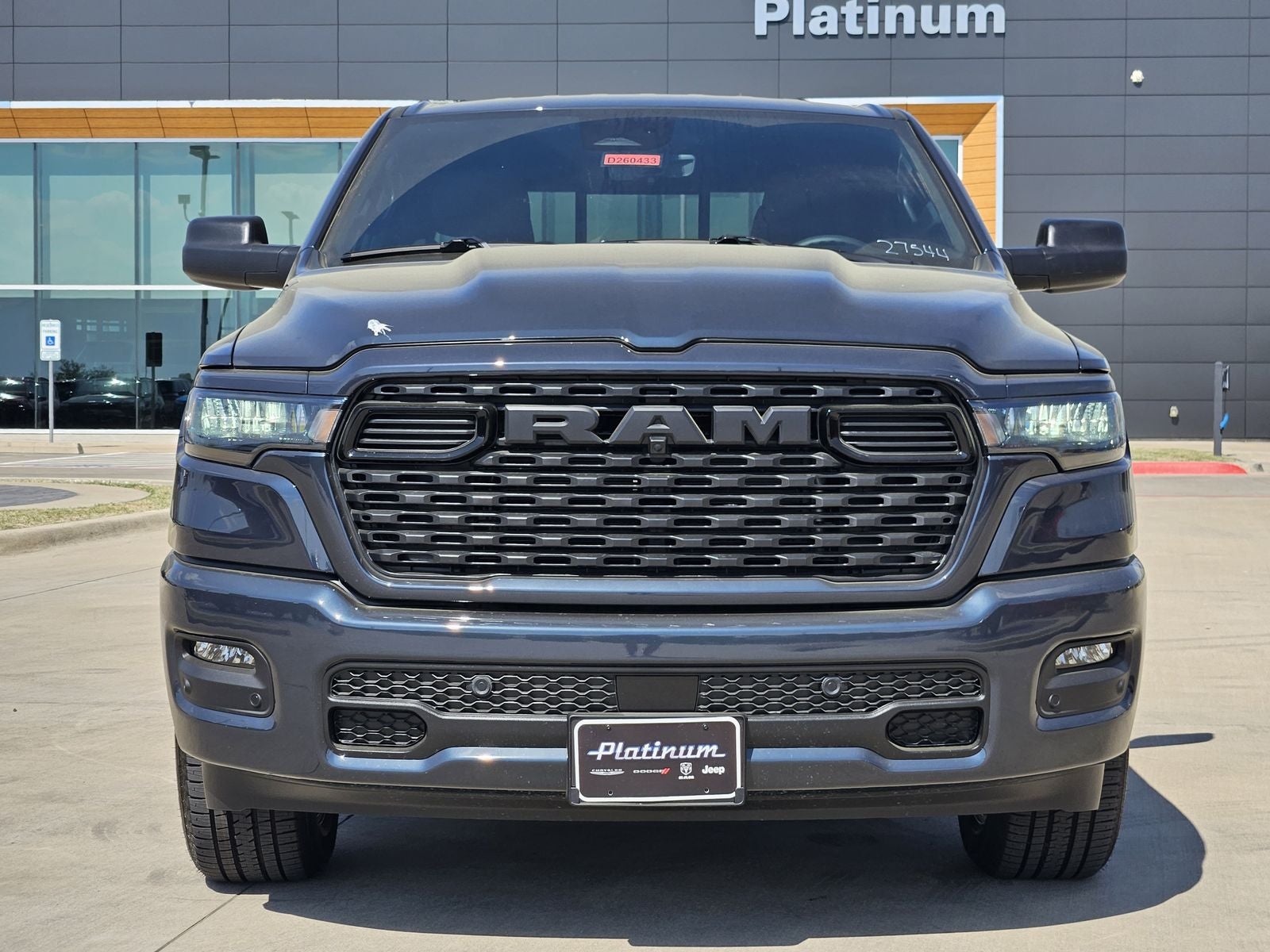 2026 RAM Ram 1500 RAM 1500 EXPRESS CREW CAB 4X4 5'7' BOX