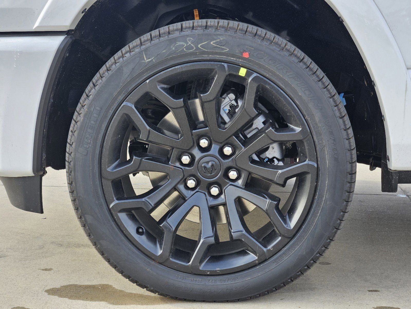 2025 RAM Ram 1500 RAM 1500 LIMITED CREW CAB 4X4 5'7' BOX