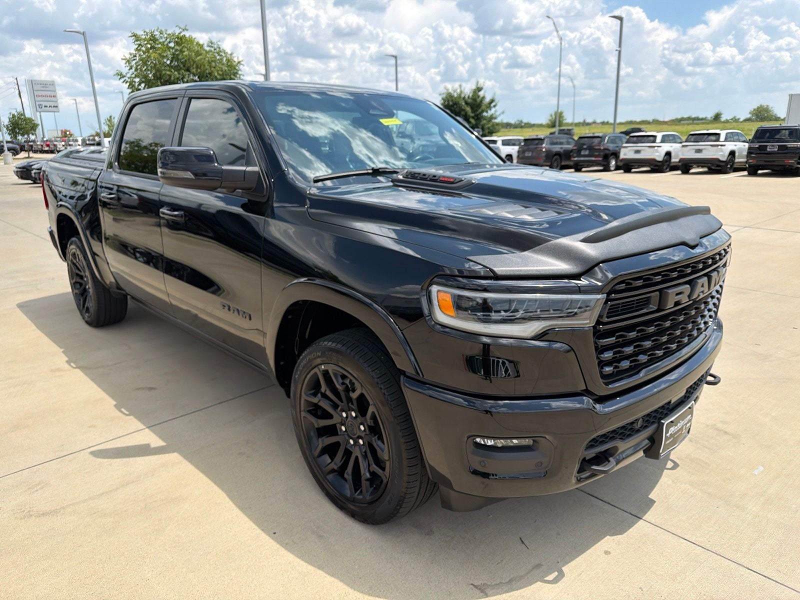 2025 RAM Ram 1500 Limited Crew Cab 4x4 5'7' Box