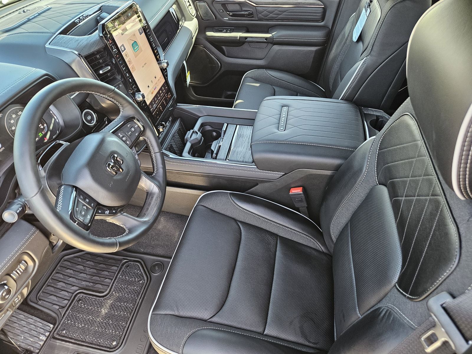 2026 RAM Ram 1500 RAM 1500 LIMITED CREW CAB 4X4 5'7' BOX