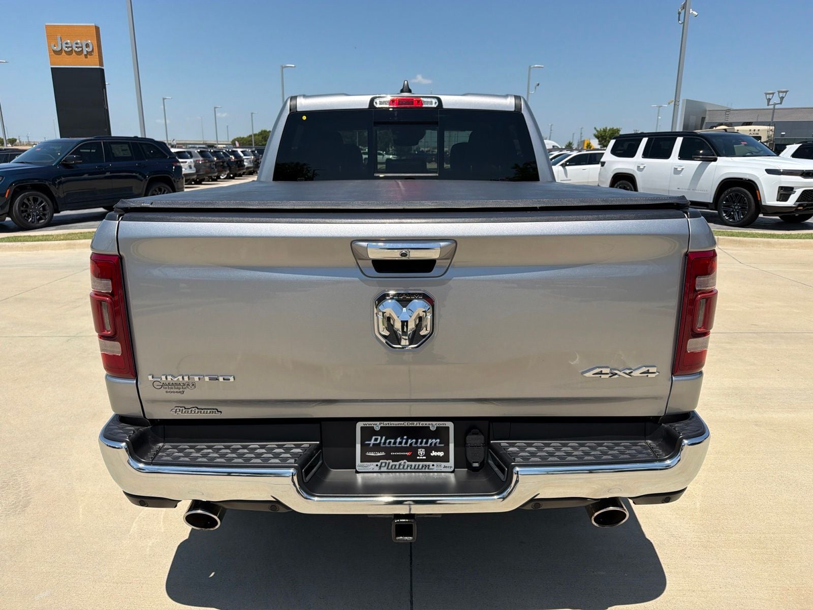 2022 RAM Ram 1500 Limited Crew Cab 4x4 5'7' Box