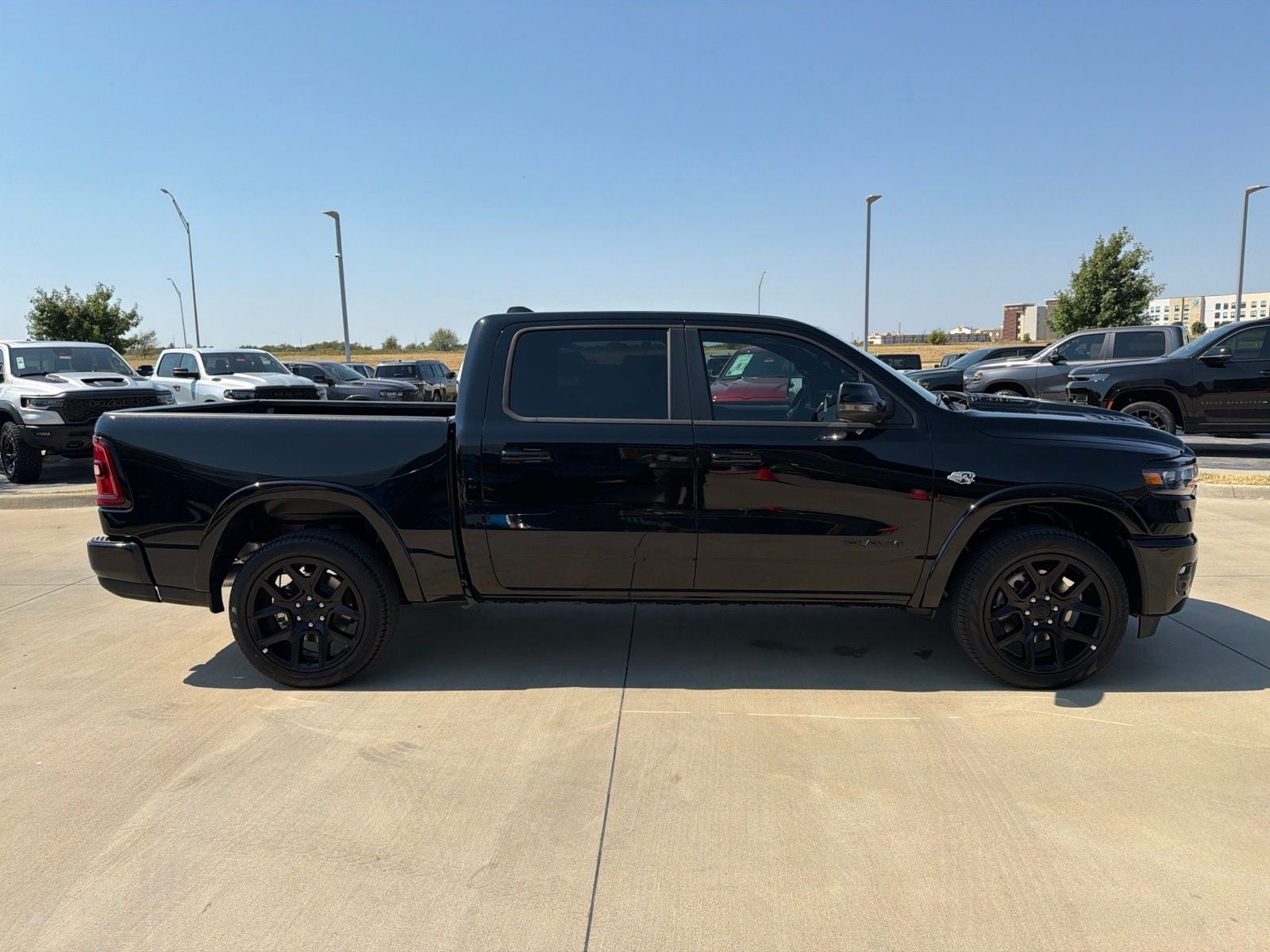 2026 RAM Ram 1500 RAM 1500 LARAMIE CREW CAB 4X4 5'7' BOX