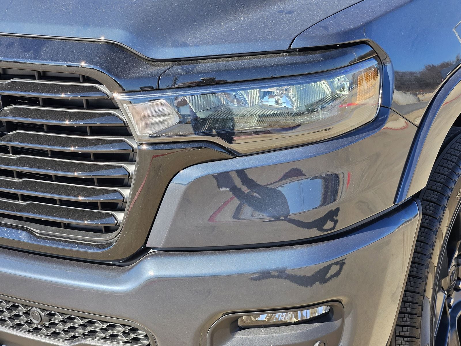 2026 RAM Ram 1500 RAM 1500 LARAMIE CREW CAB 4X4 5'7' BOX