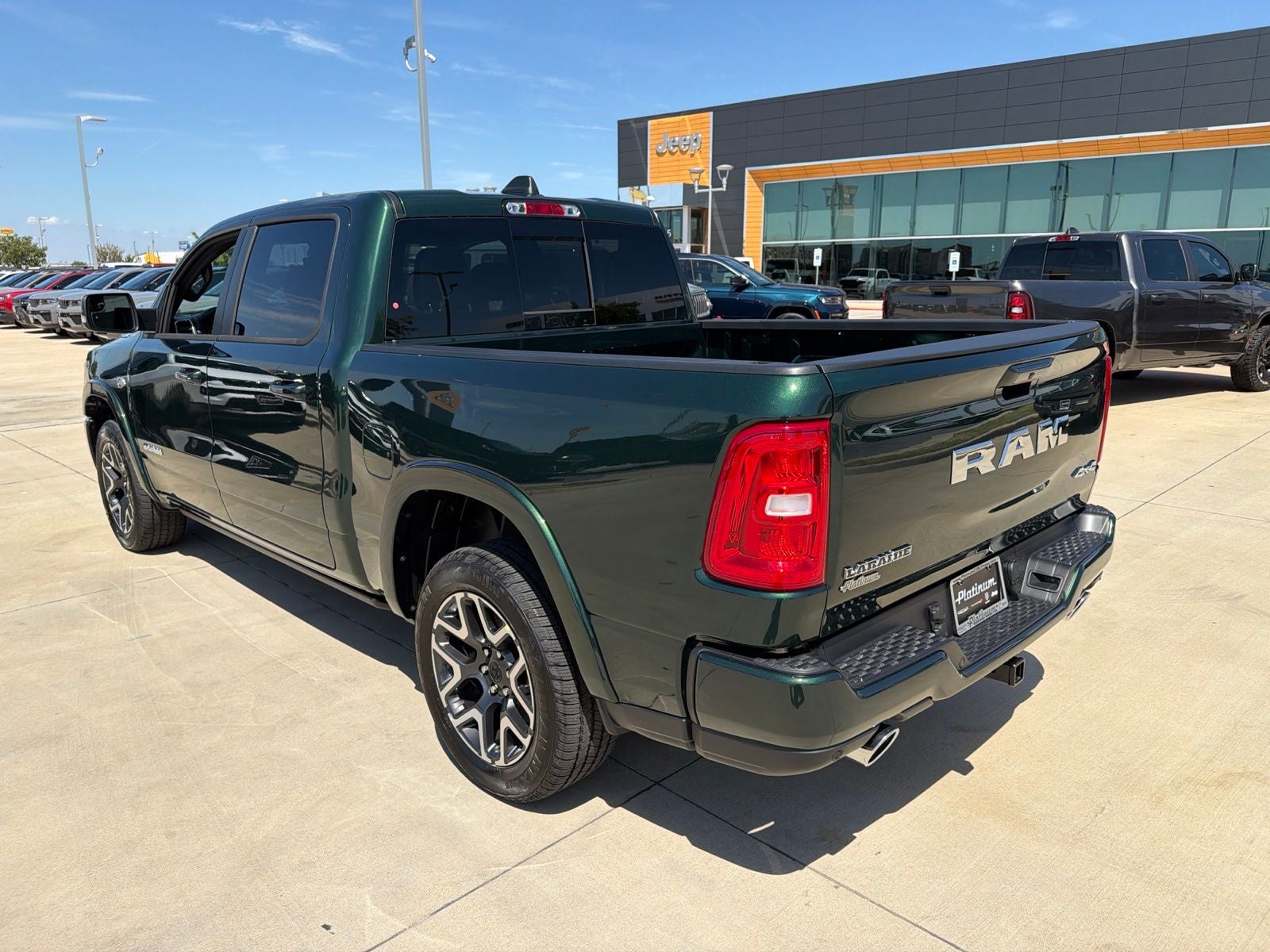 2027 RAM Ram 1500 RAM 1500 LARAMIE CREW CAB 4X4 5'7' BOX