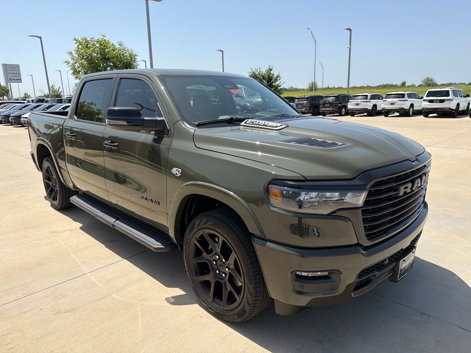 2026 RAM Ram 1500 RAM 1500 LARAMIE CREW CAB 4X4 5'7' BOX