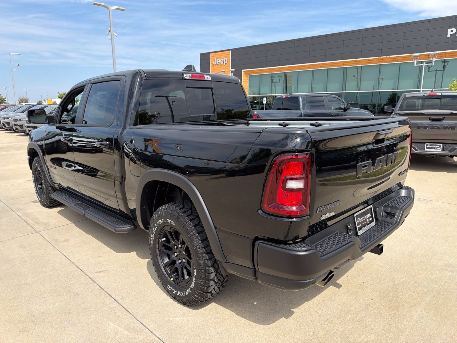 2027 RAM Ram 1500 RAM 1500 REBEL CREW CAB 4X4 5'7' BOX