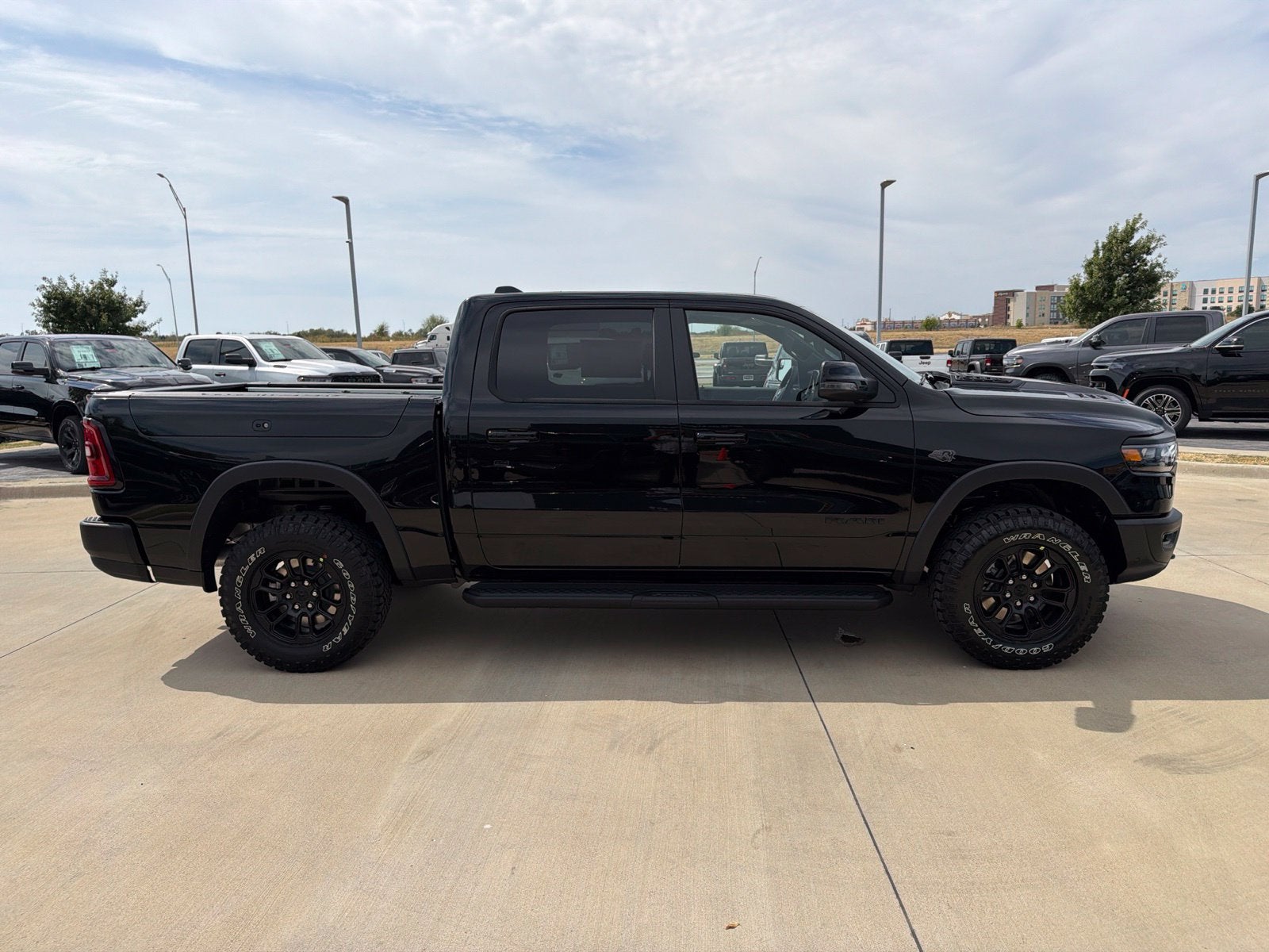2027 RAM Ram 1500 RAM 1500 REBEL CREW CAB 4X4 5'7' BOX