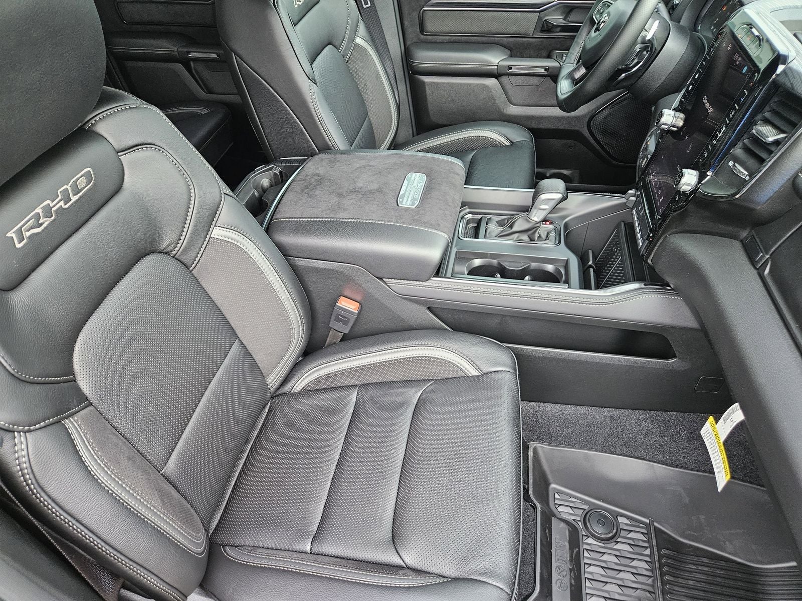 2026 RAM Ram 1500 RAM 1500 RHO CREW CAB 4X4 5'7' BOX