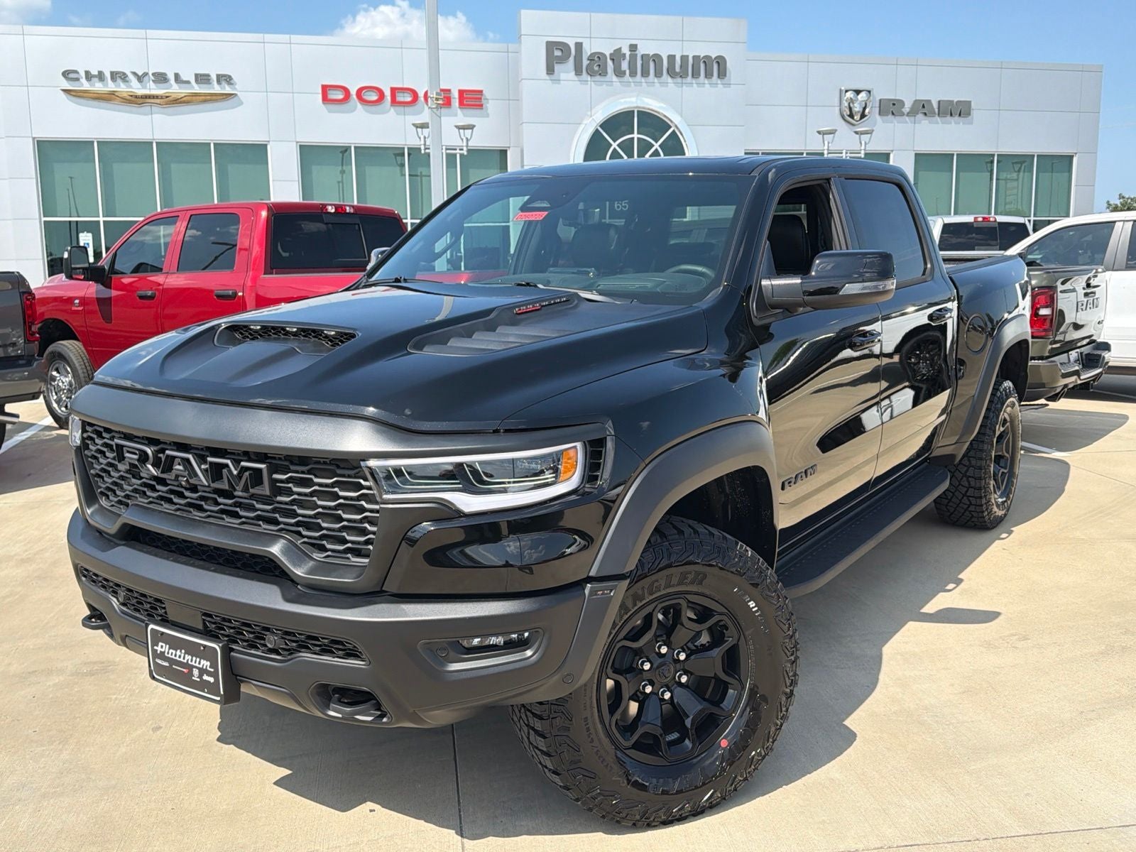 2026 RAM Ram 1500 RAM 1500 RHO CREW CAB 4X4 5'7' BOX