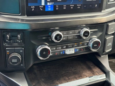 2023 Ford F-450 LARIAT