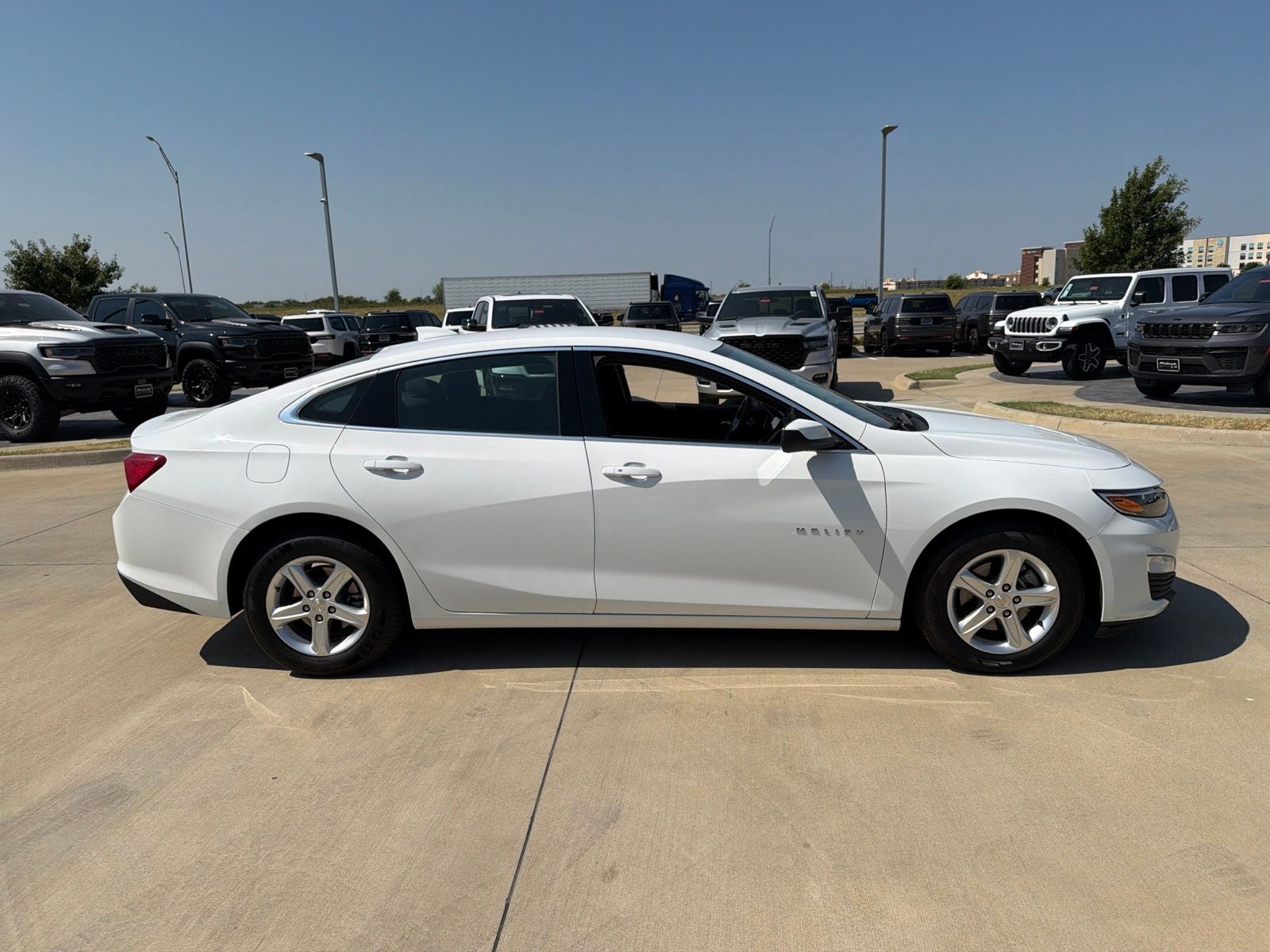 2024 Chevrolet Malibu FWD 1LT