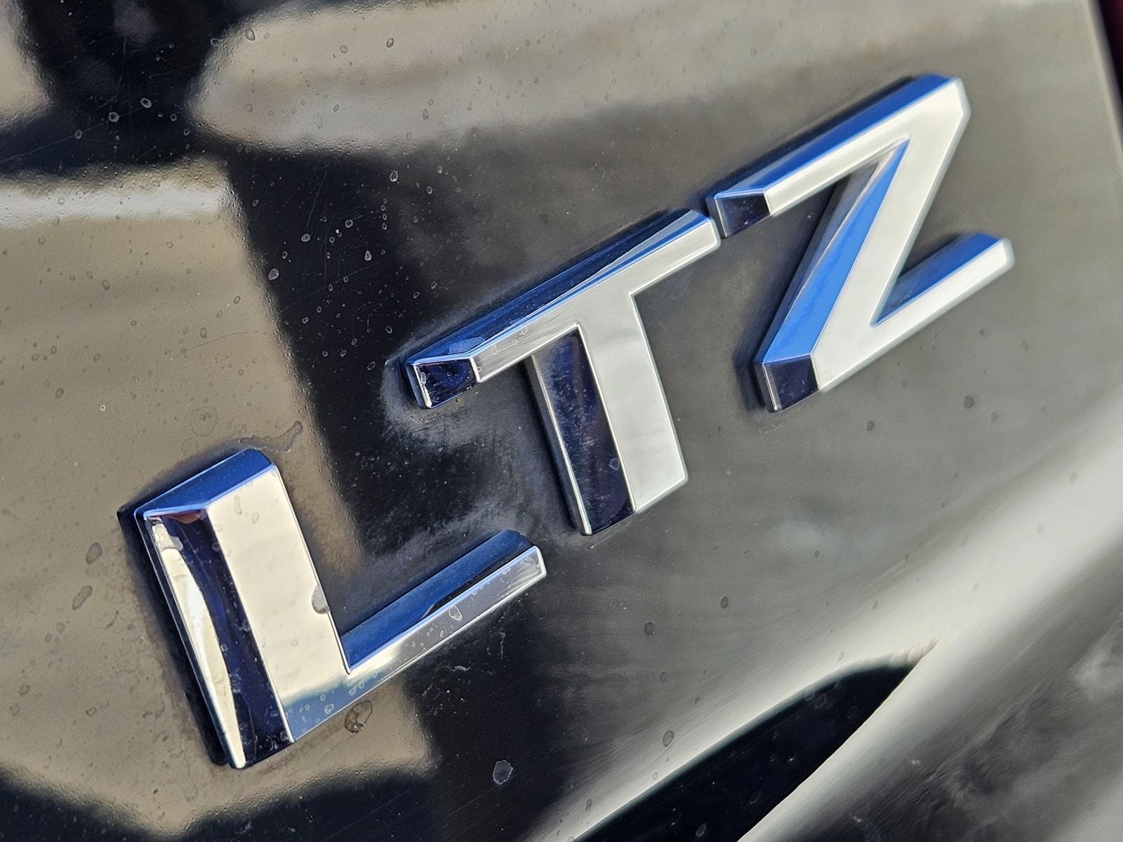 2023 Chevrolet Silverado 1500 4WD Crew Cab Short Bed LTZ